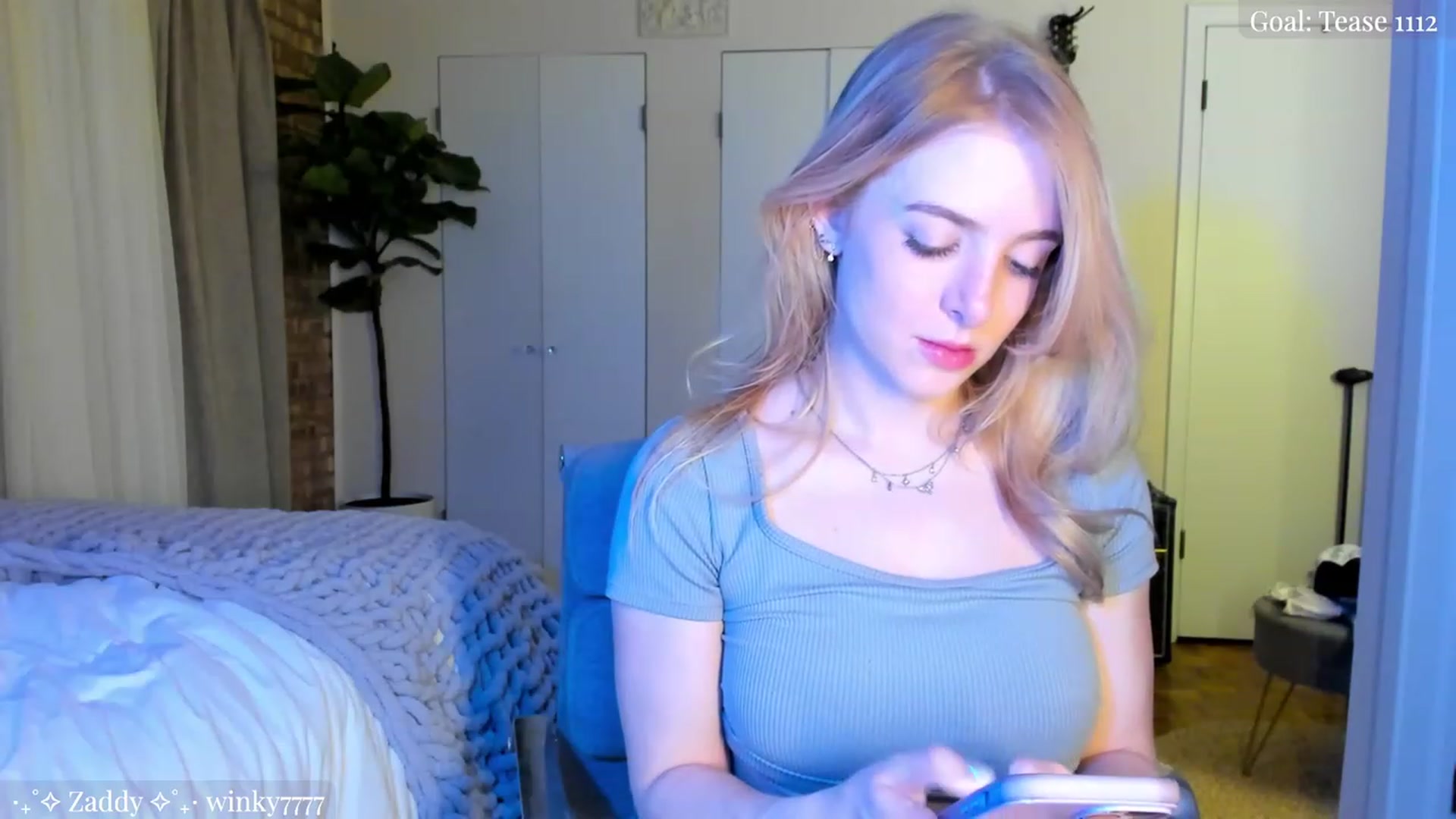 Gallery image thumbnail from SkyAfterDark's myfreecams stream on, 11/25/2023, 04:38 image 16 of 20