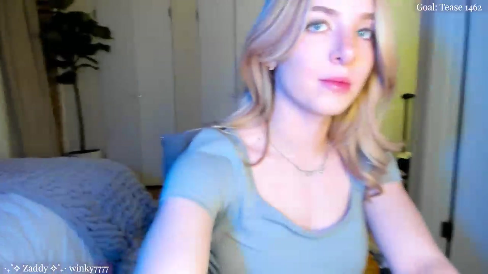 Gallery image thumbnail from SkyAfterDark's myfreecams stream on, 11/25/2023, 04:38 image 12 of 20