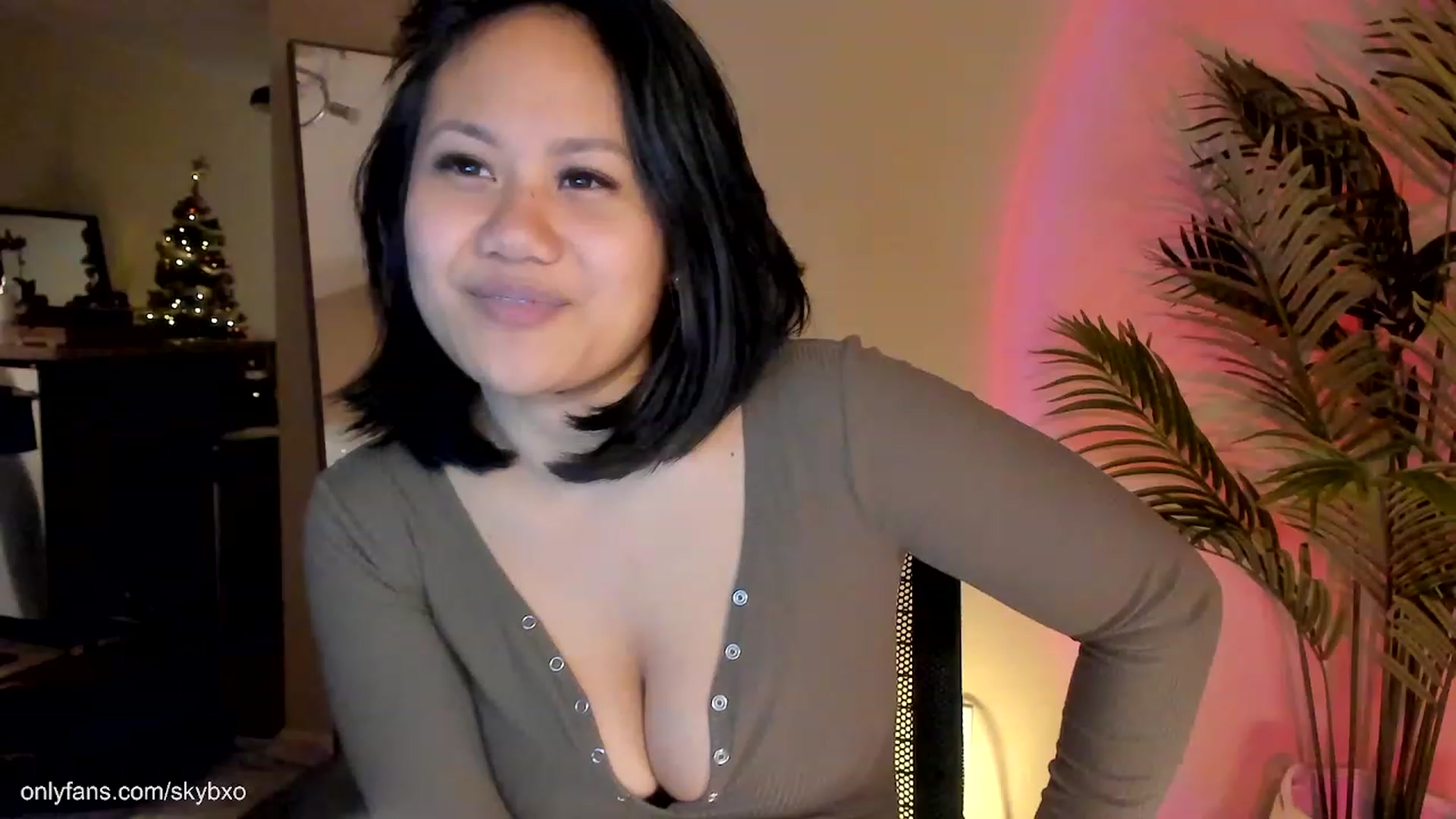 Gallery image thumbnail from SkyB_'s myfreecams stream on, 01/26/2023, 05:36 image 17 of 20