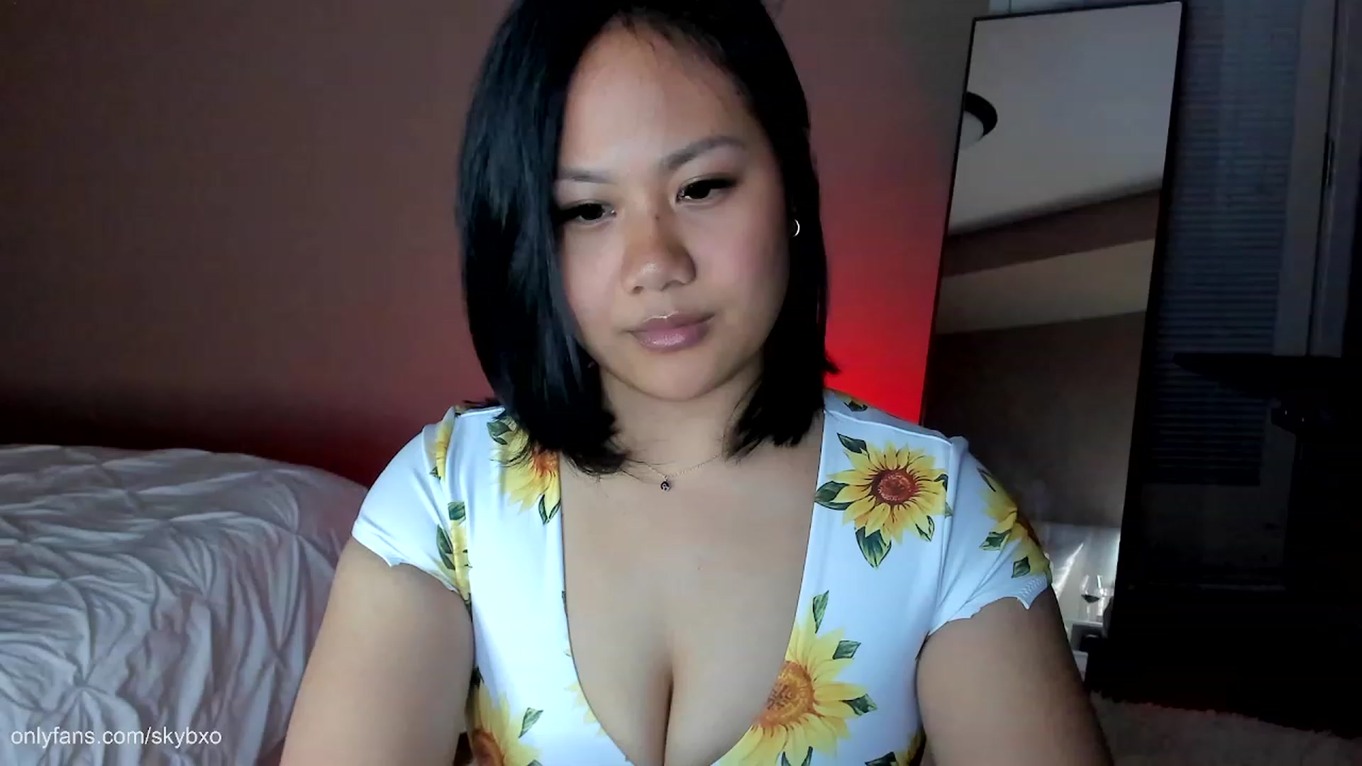 Gallery image thumbnail from SkyB_'s myfreecams stream on, 01/29/2023, 24:48 image 7 of 20