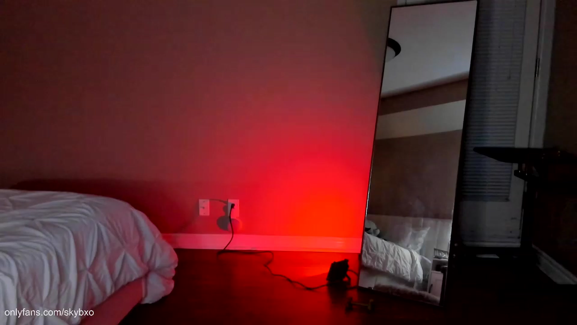 Gallery image thumbnail from SkyB_'s myfreecams stream on, 02/01/2023, 02:13 image 7 of 20