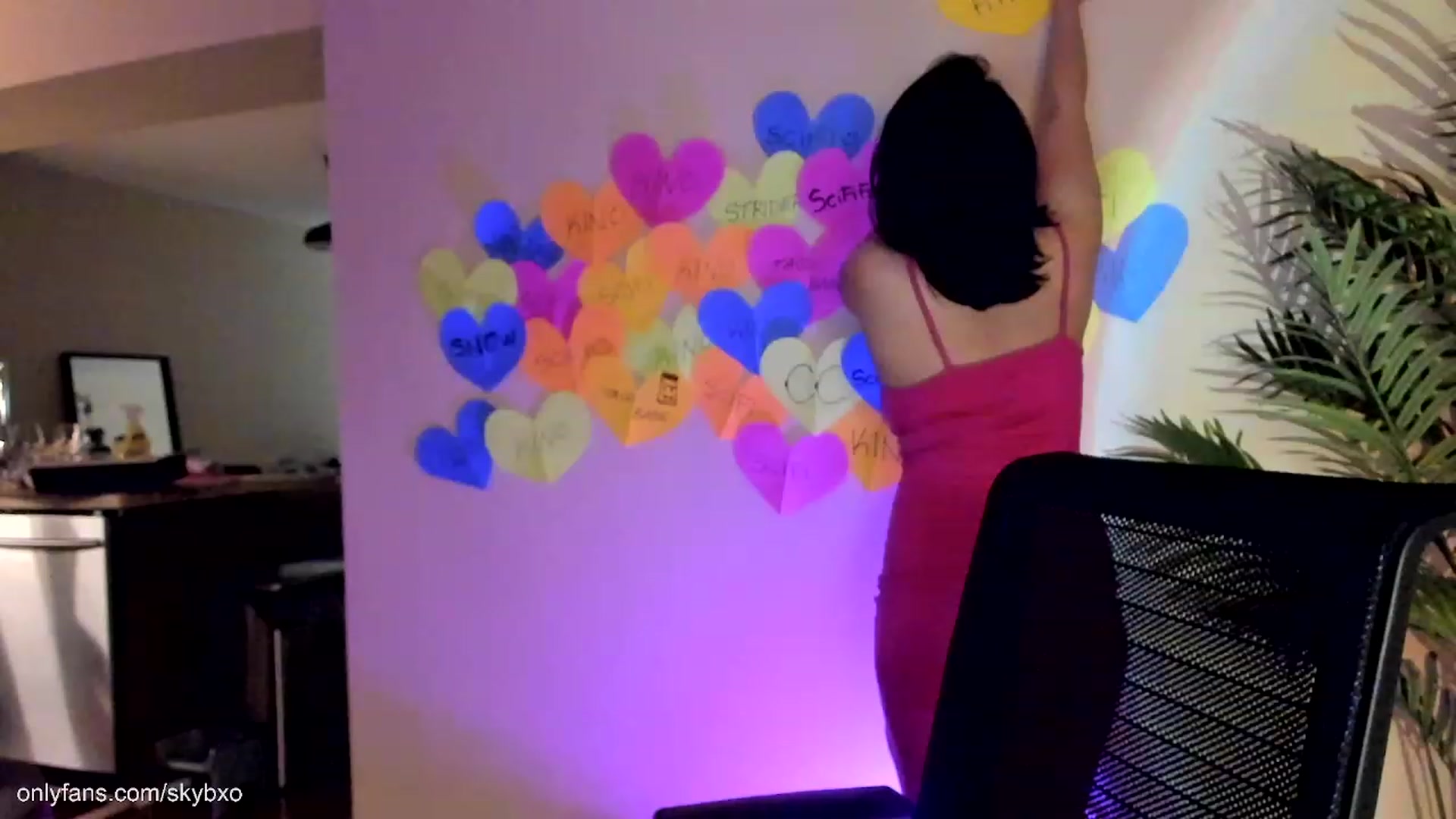 Gallery image thumbnail from SkyB_'s myfreecams stream on, 02/15/2023, 03:53 image 10 of 20