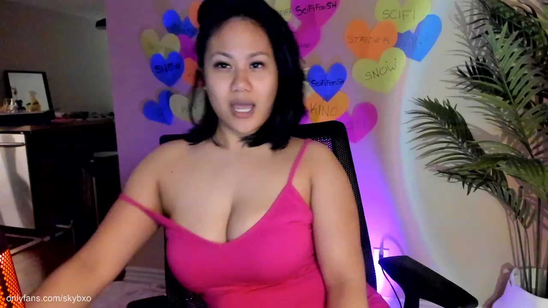 Gallery image thumbnail from SkyB_'s myfreecams stream on, 02/15/2023, 03:53 image 6 of 20