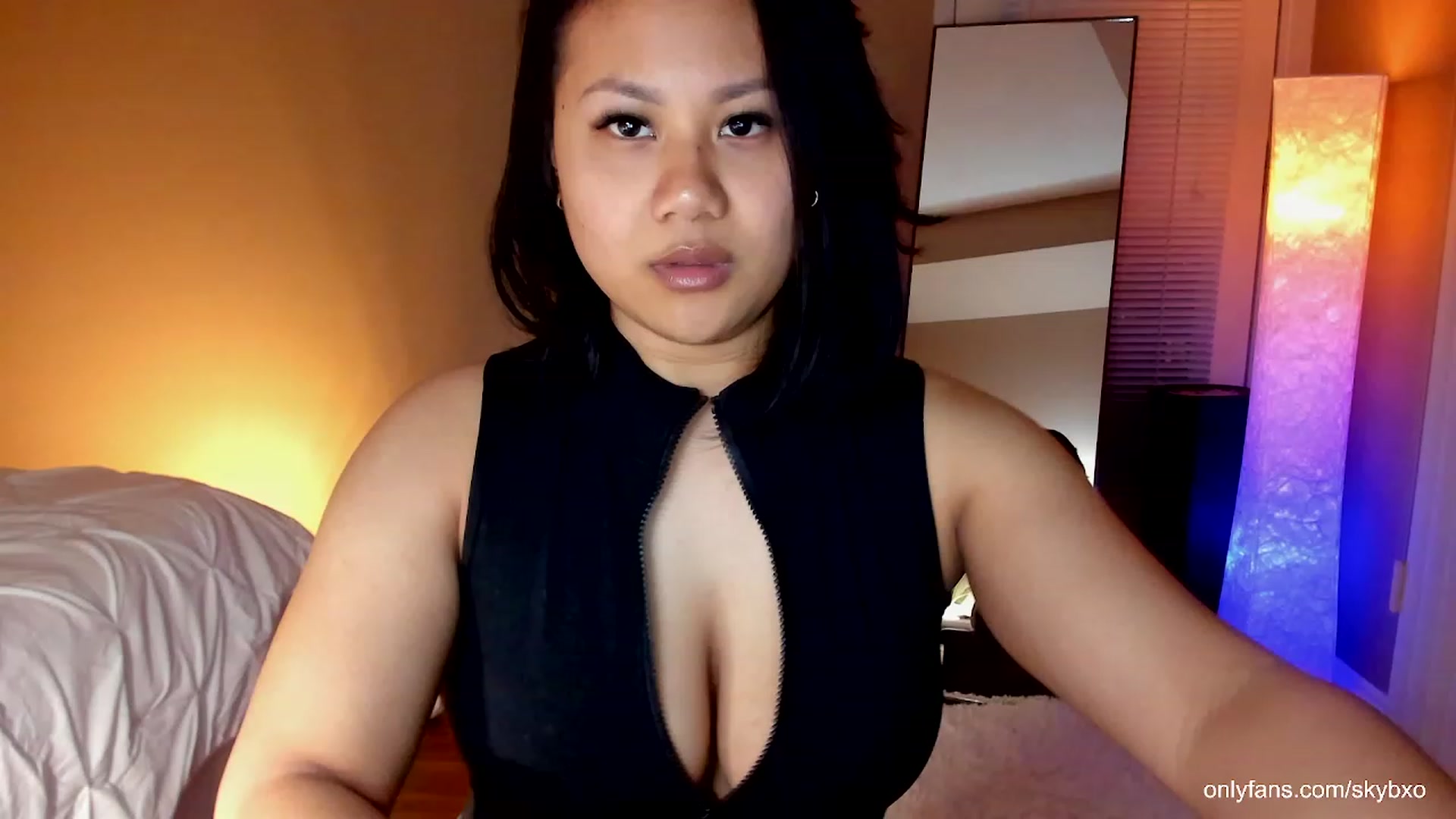 Gallery image thumbnail from SkyB_'s myfreecams stream on, 02/20/2023, 01:50 image 12 of 20