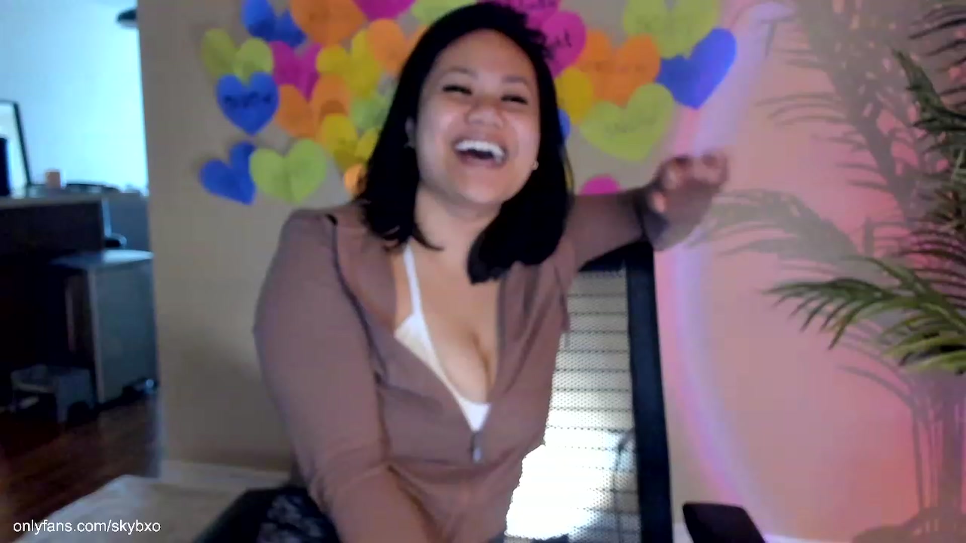 Gallery image thumbnail from SkyB_'s myfreecams stream on, 02/25/2023, 22:02 image 14 of 20