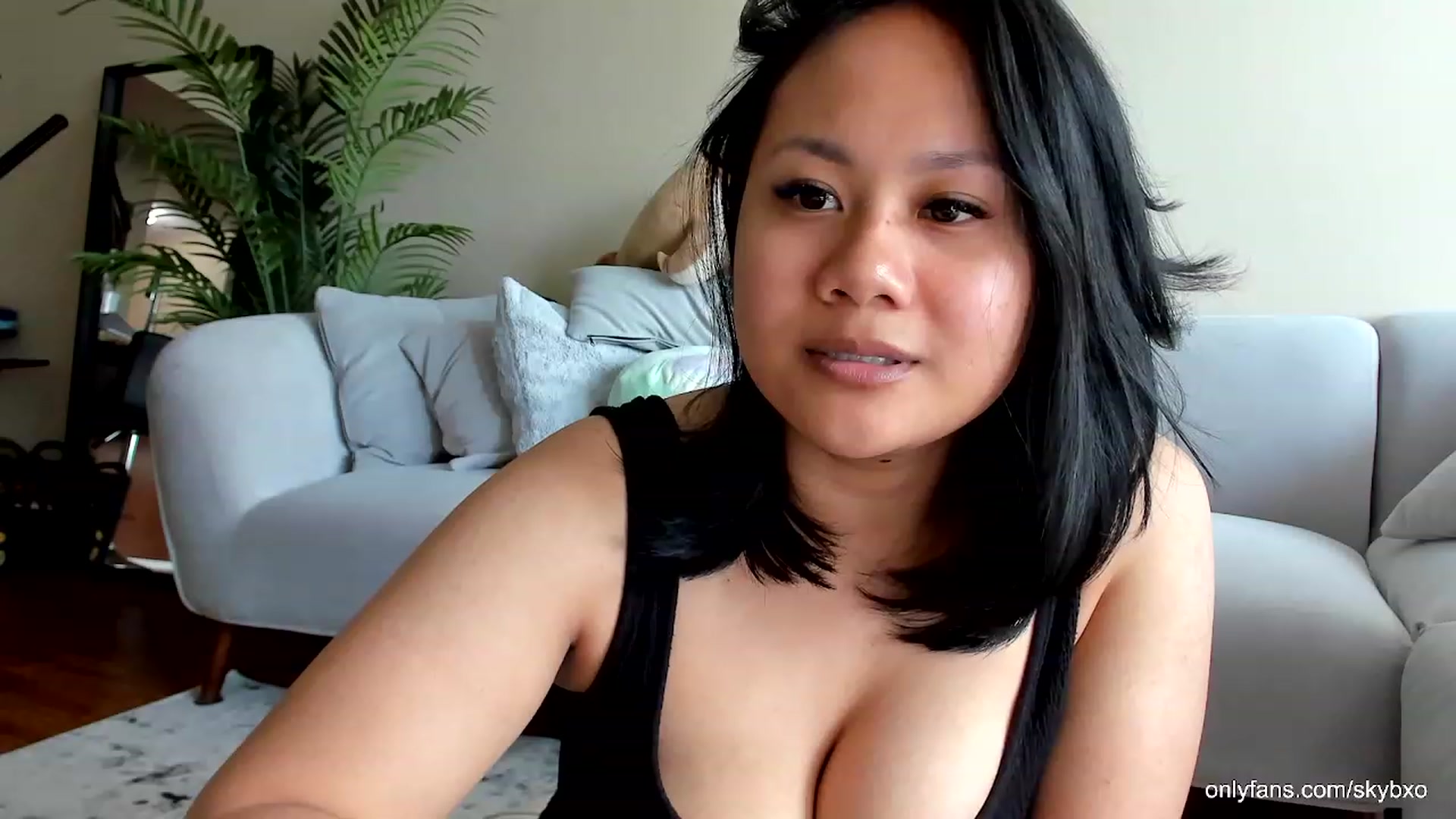 Gallery image thumbnail from SkyB_'s myfreecams stream on, 04/08/2023, 21:13 image 11 of 20