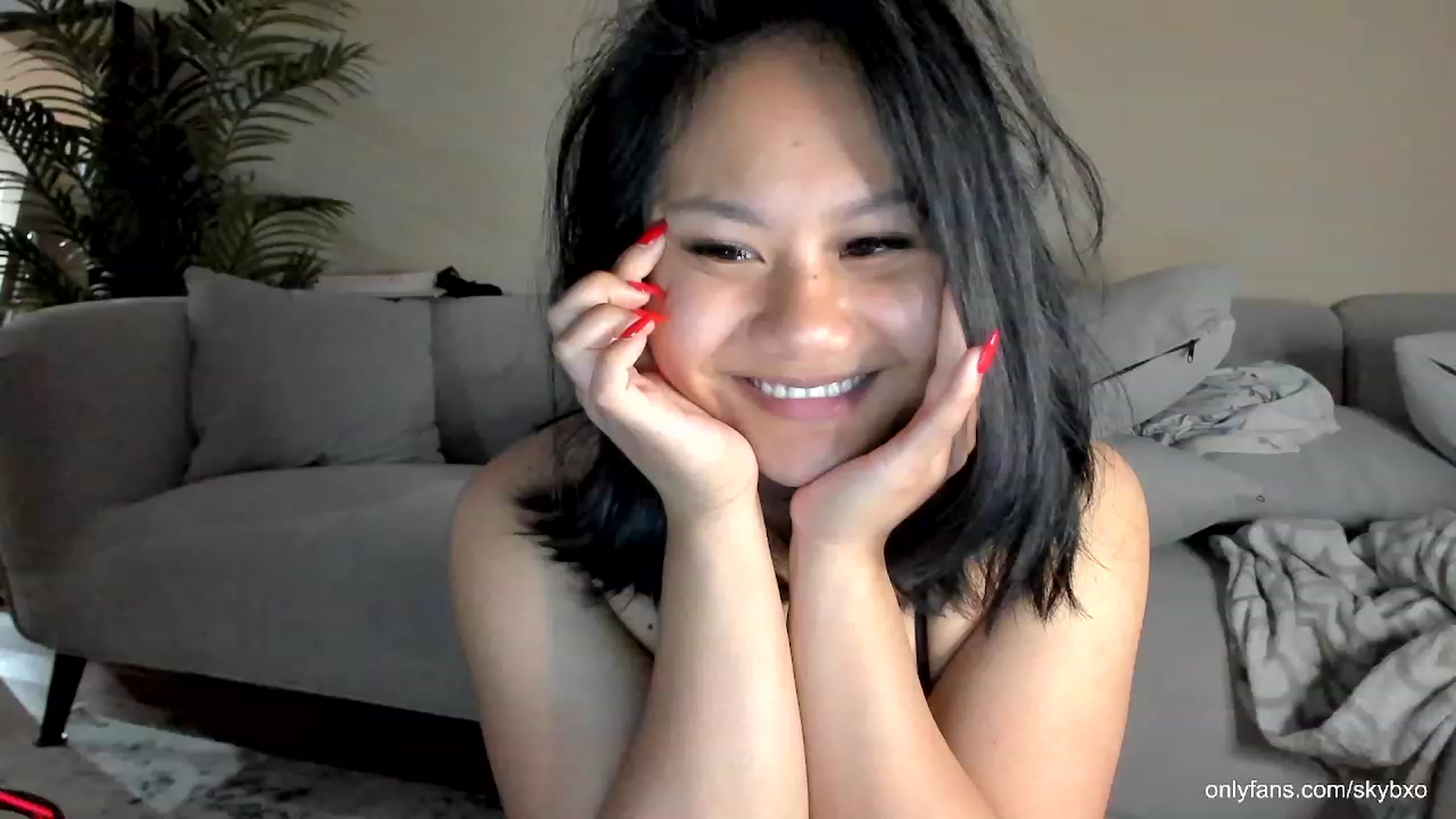 Gallery image thumbnail from SkyB_'s myfreecams stream on, 04/17/2023, 24:31 image 2 of 20