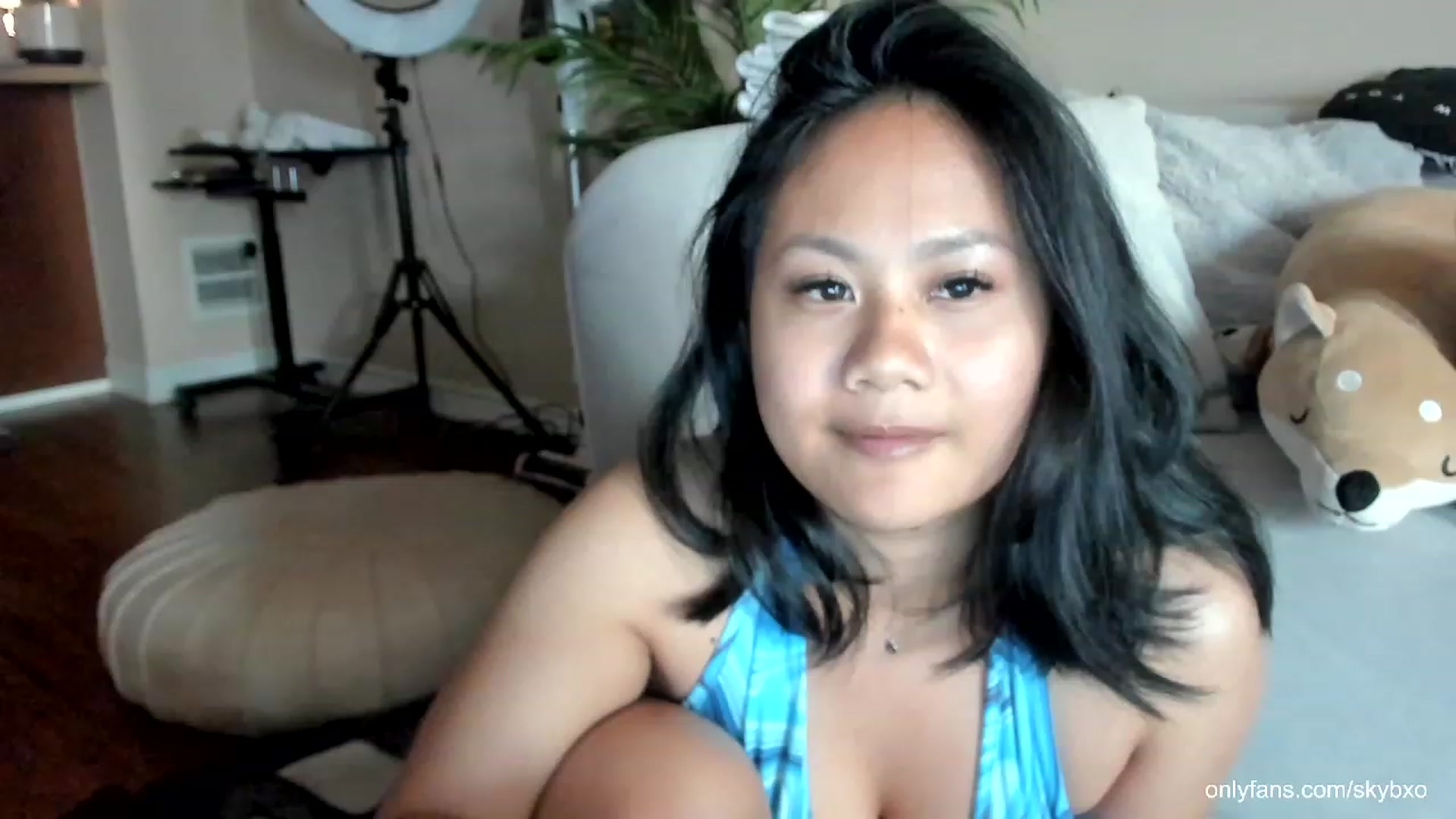 Gallery image thumbnail from SkyB_'s myfreecams stream on, 06/02/2023, 24:46 image 8 of 20