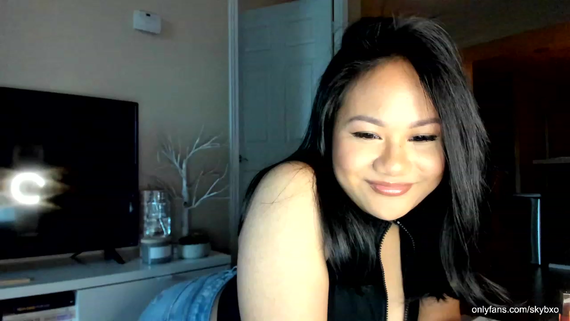 Gallery image thumbnail from SkyB_'s myfreecams stream on, 07/13/2023, 01:08 image 13 of 20