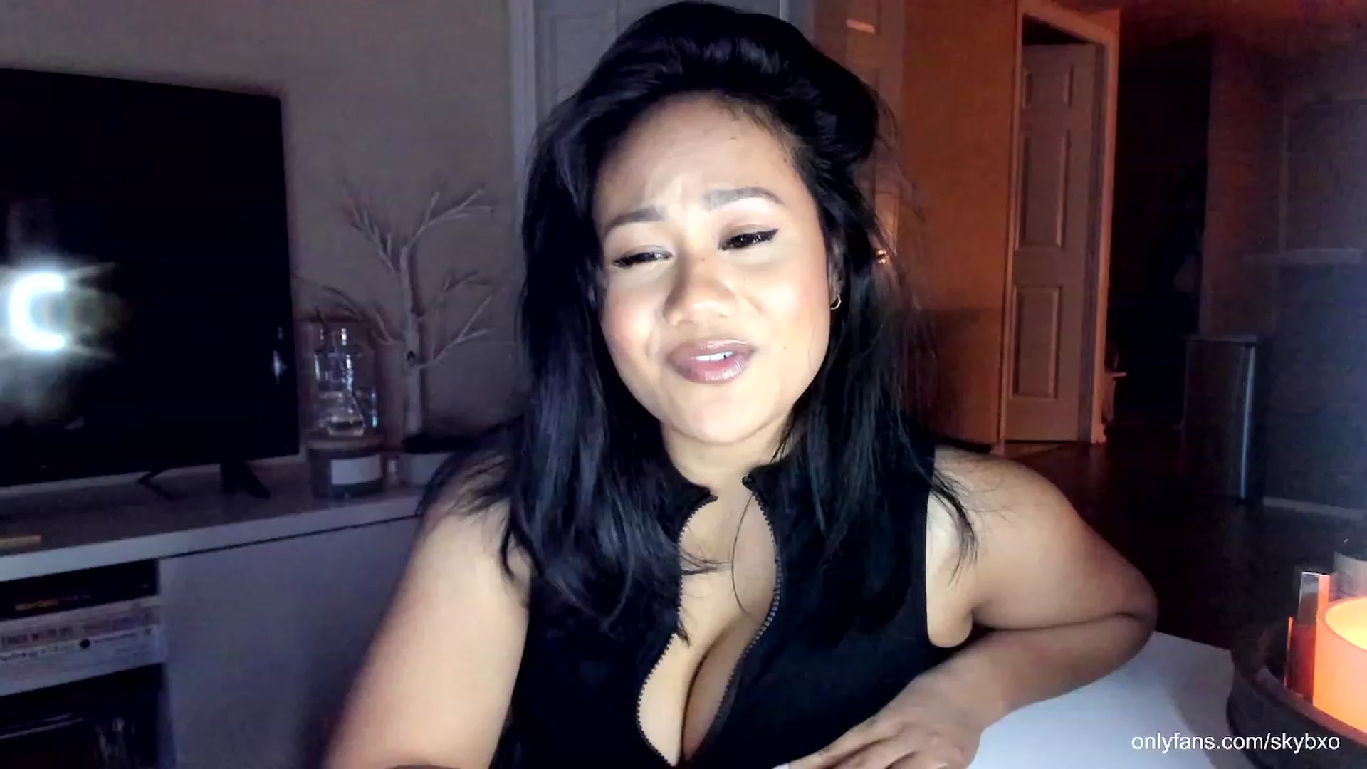Gallery image thumbnail from SkyB_'s myfreecams stream on, 07/13/2023, 01:08 image 20 of 20