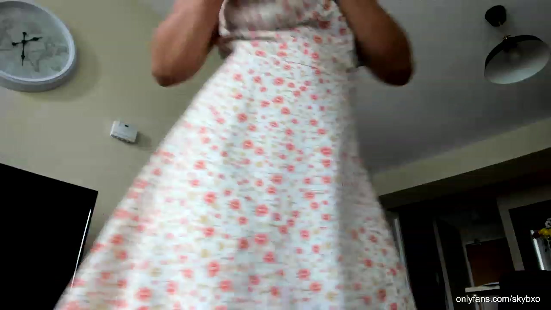 Gallery image thumbnail from SkyB_'s myfreecams stream on, 07/16/2023, 18:46 image 3 of 20