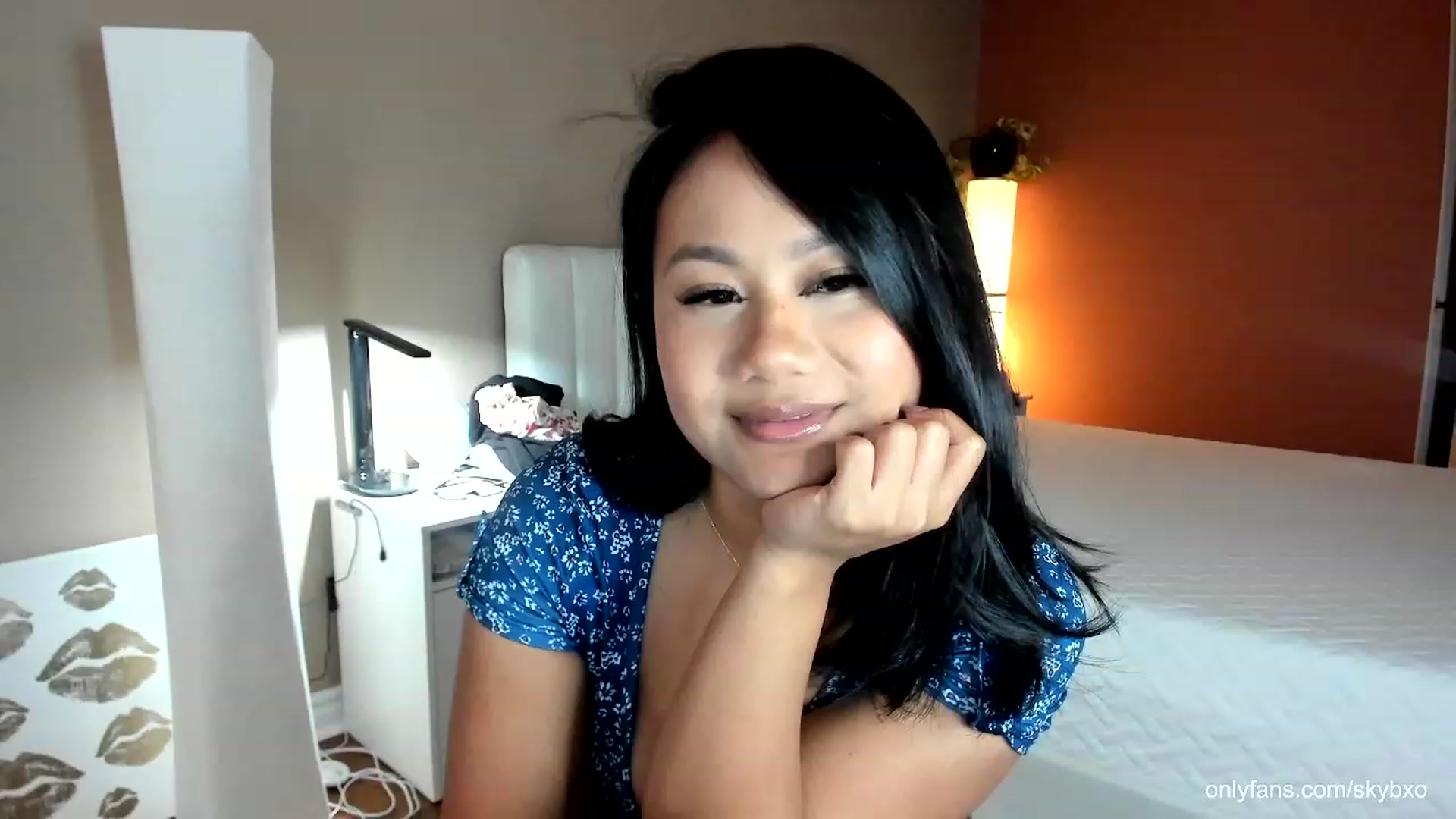 Gallery image thumbnail from SkyB_'s myfreecams stream on, 08/17/2023, 01:03 image 5 of 20