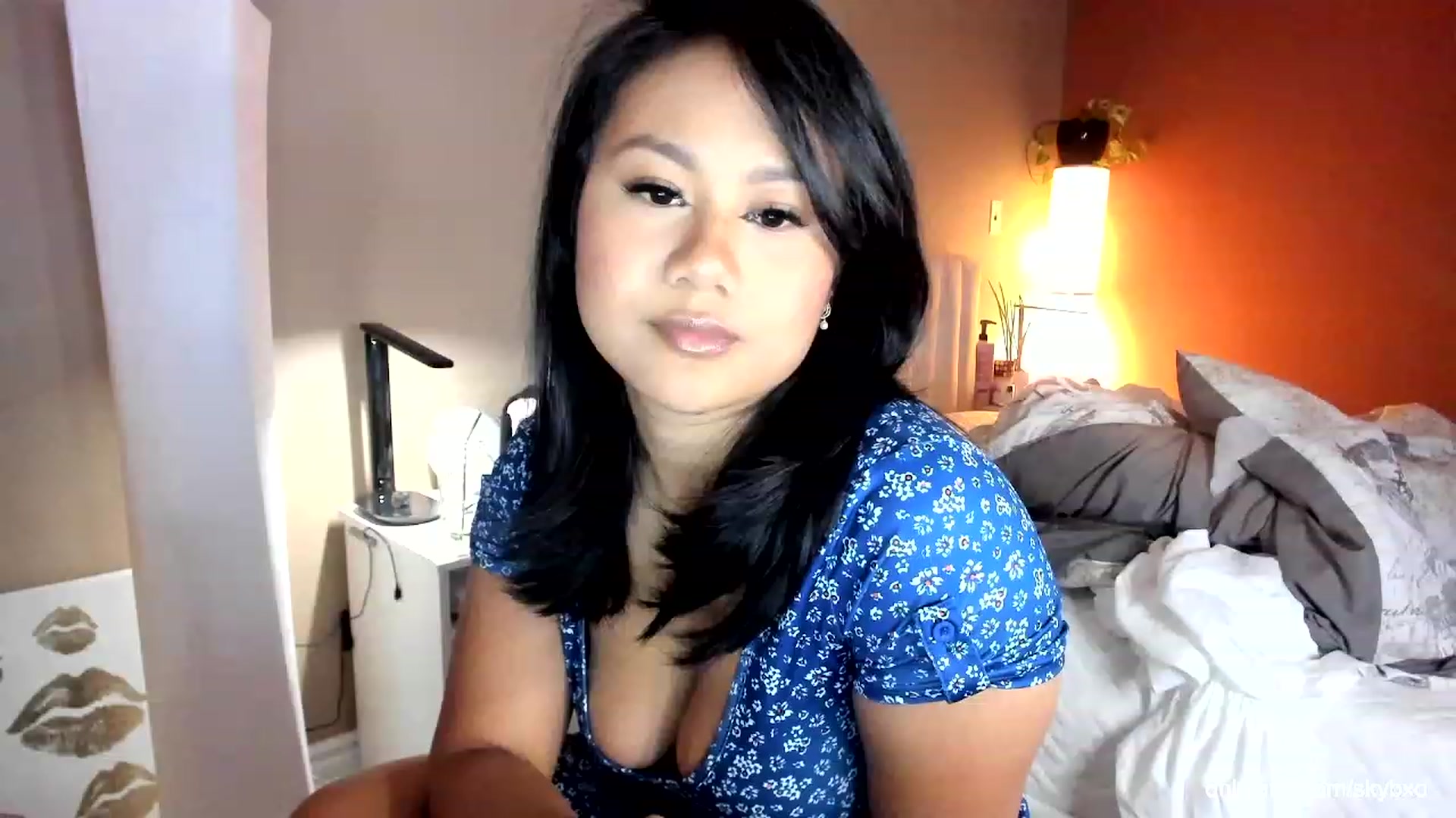 Gallery image thumbnail from SkyB_'s myfreecams stream on, 08/17/2023, 01:12 image 15 of 20