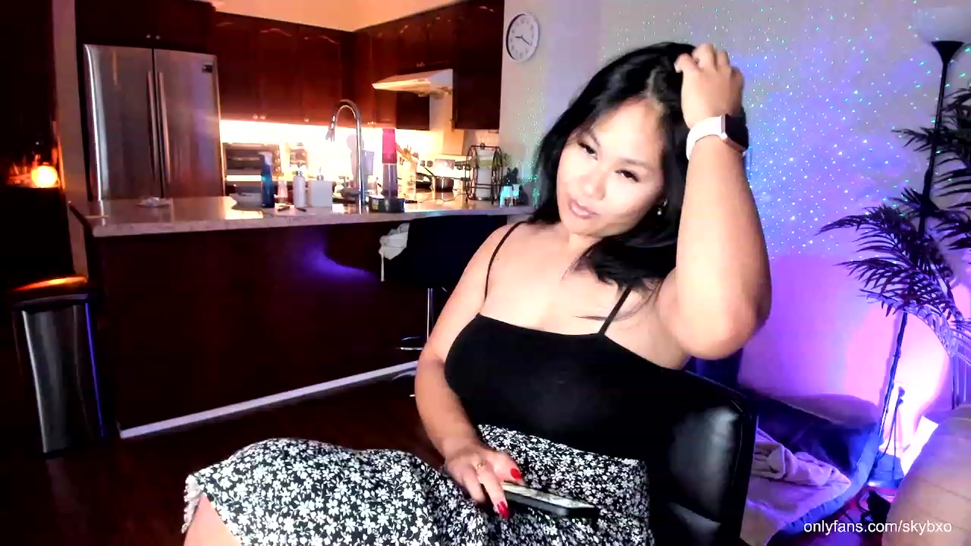 Gallery image thumbnail from SkyB_'s myfreecams stream on, 09/06/2023, 02:03 image 9 of 20