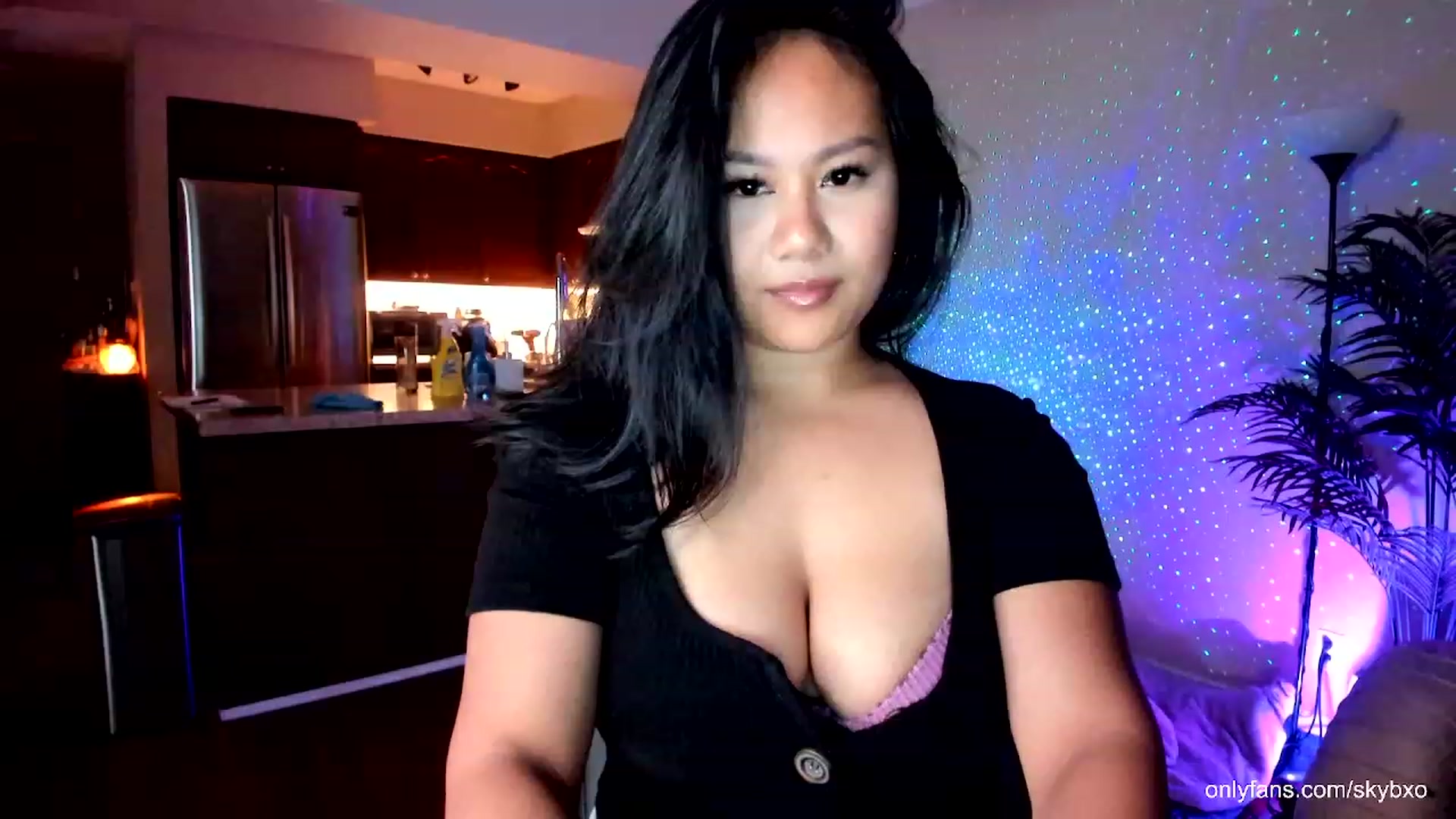 Gallery image thumbnail from SkyB_'s myfreecams stream on, 09/08/2023, 04:27 image 18 of 20