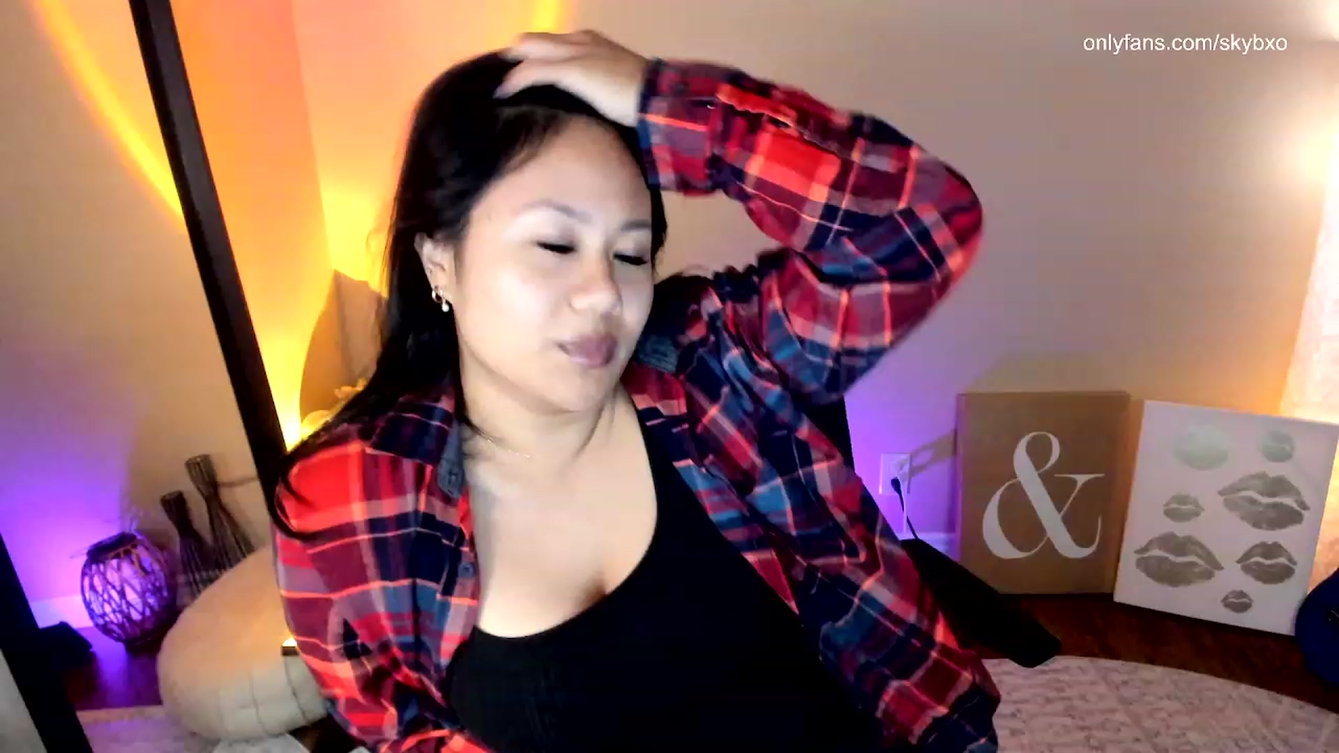 Gallery image thumbnail from SkyB_'s myfreecams stream on, 10/20/2023, 03:31 image 10 of 20