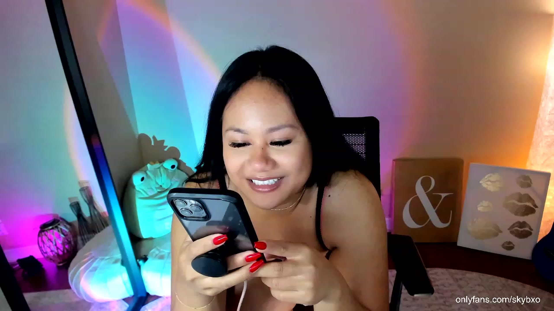 Gallery image thumbnail from SkyB_'s myfreecams stream on, 10/27/2023, 02:57 image 17 of 20