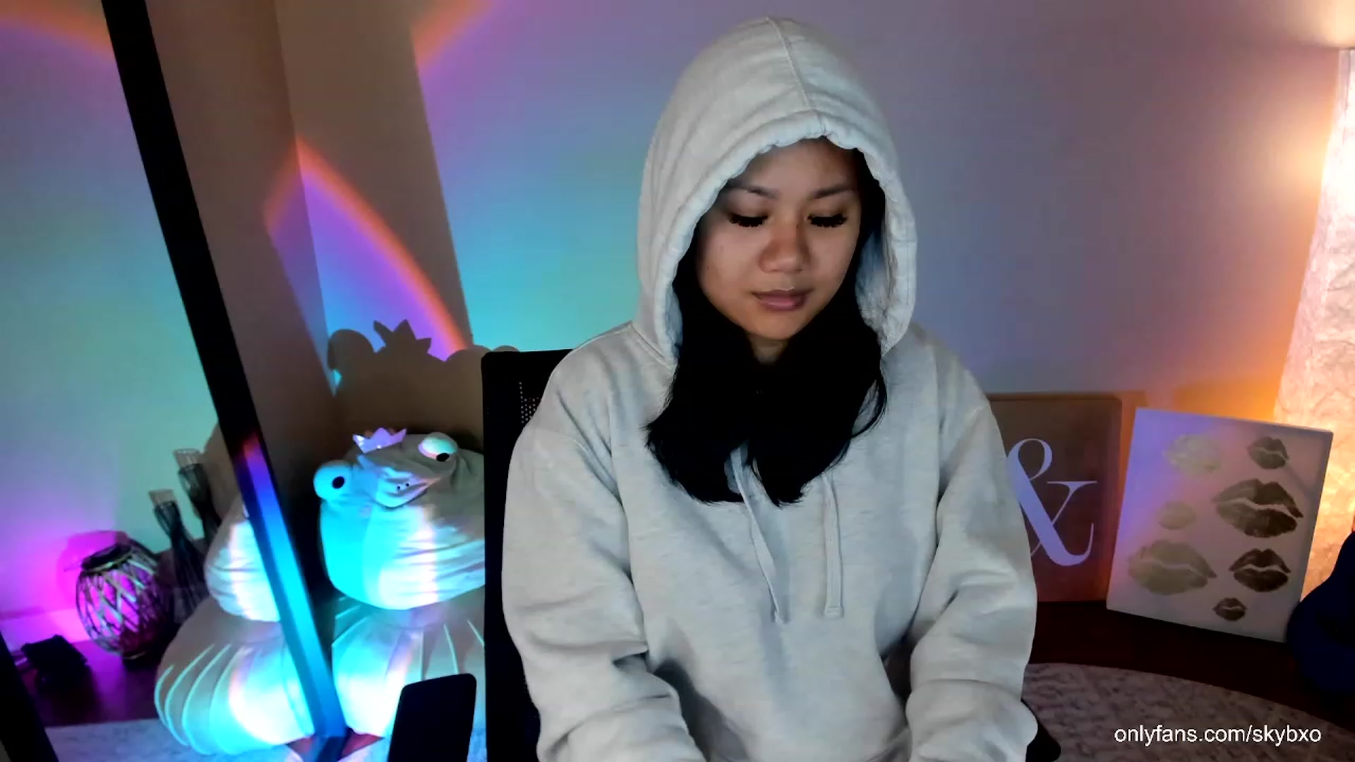Gallery image thumbnail from SkyB_'s myfreecams stream on, 10/29/2023, 02:15 image 3 of 20