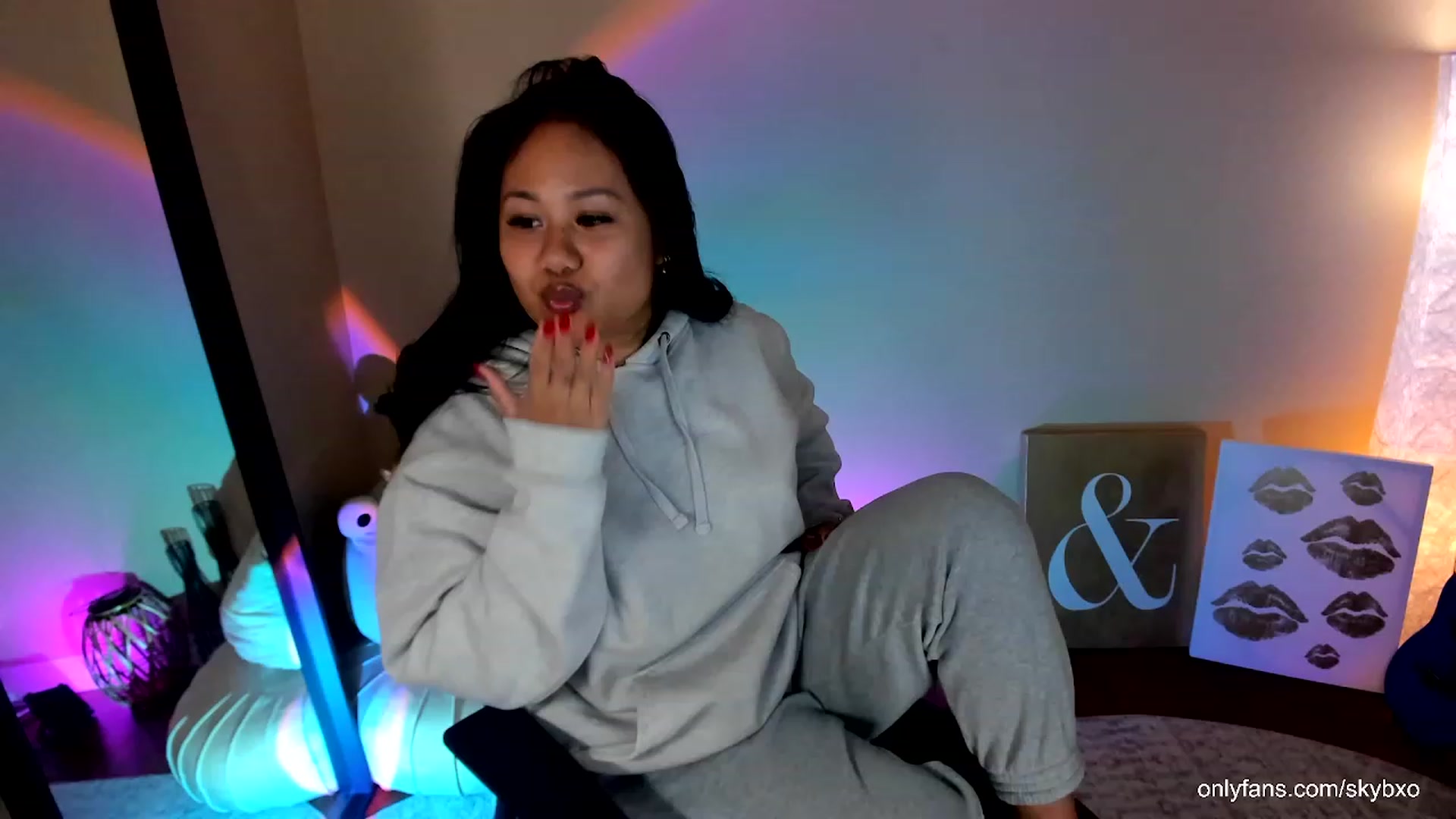 Gallery image thumbnail from SkyB_'s myfreecams stream on, 10/29/2023, 02:15 image 9 of 20