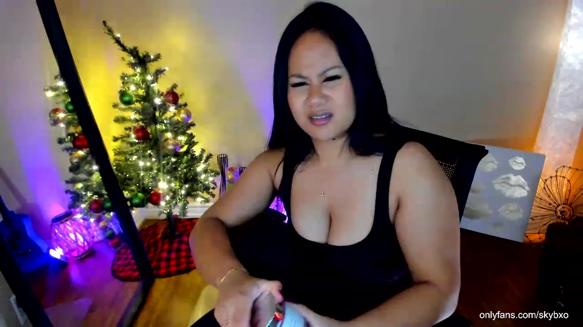 Gallery image thumbnail from SkyB_'s myfreecams stream on, 12/07/2023, 03:06 image 19 of 20