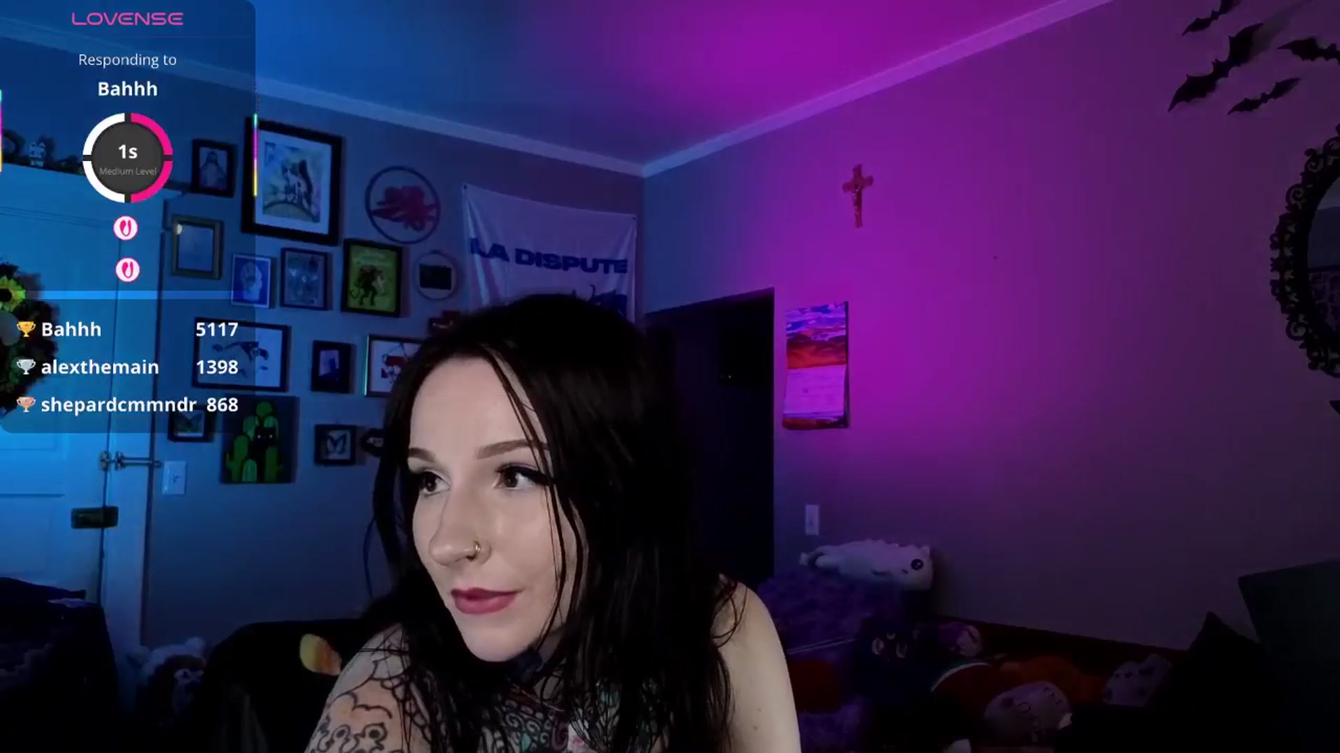 Gallery image thumbnail from SkyGraves's myfreecams stream on, 11/07/2025, 12:05 image 5 of 20