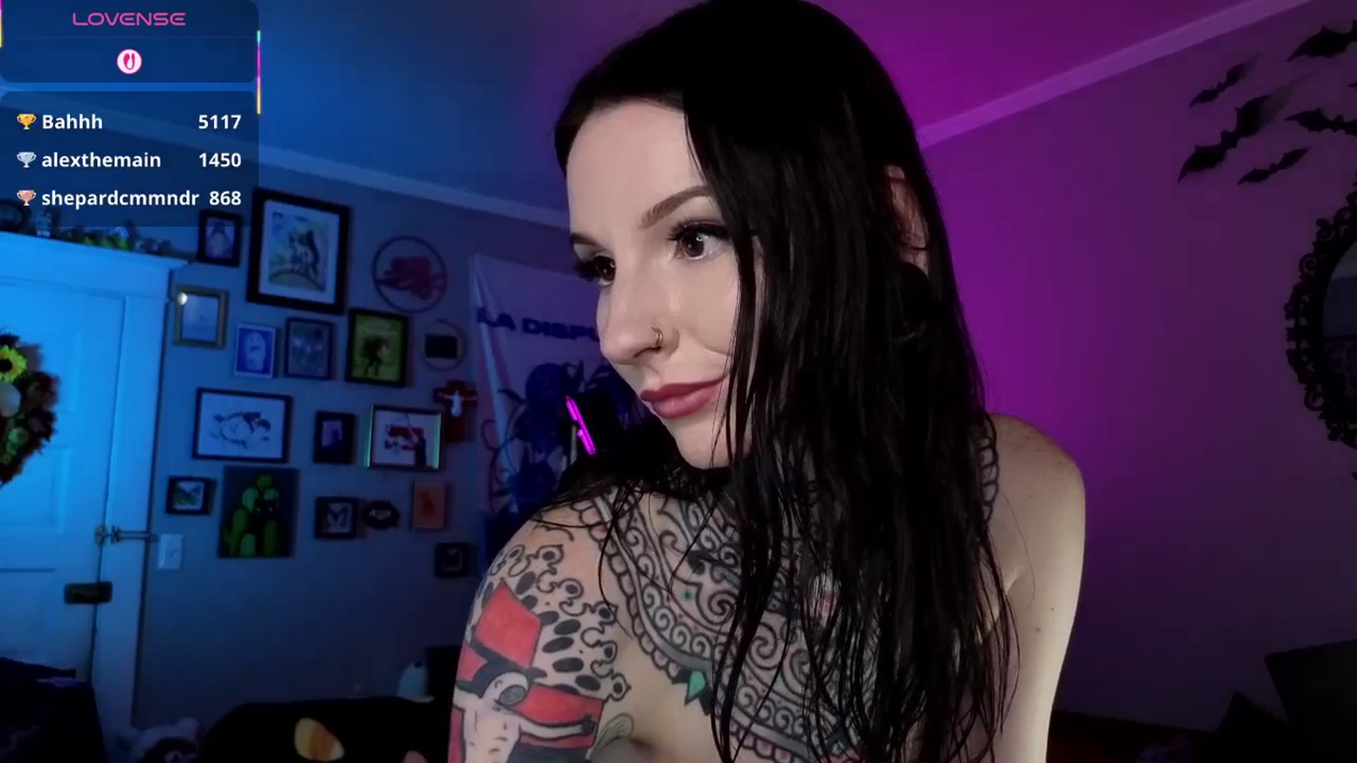 Gallery image thumbnail from SkyGraves's myfreecams stream on, 11/07/2025, 12:05 image 7 of 20