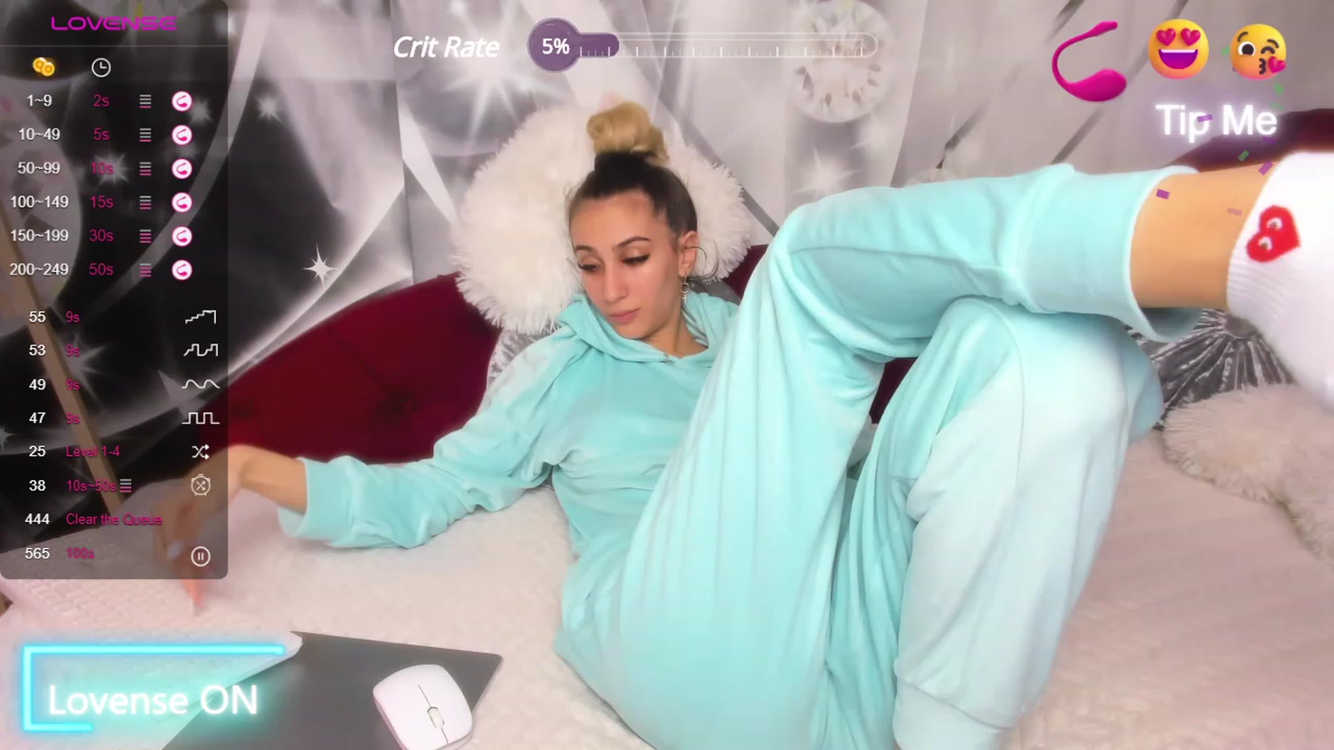 Gallery image thumbnail from SkyRedstone's myfreecams stream on, 10/27/2023, 16:52 image 10 of 20