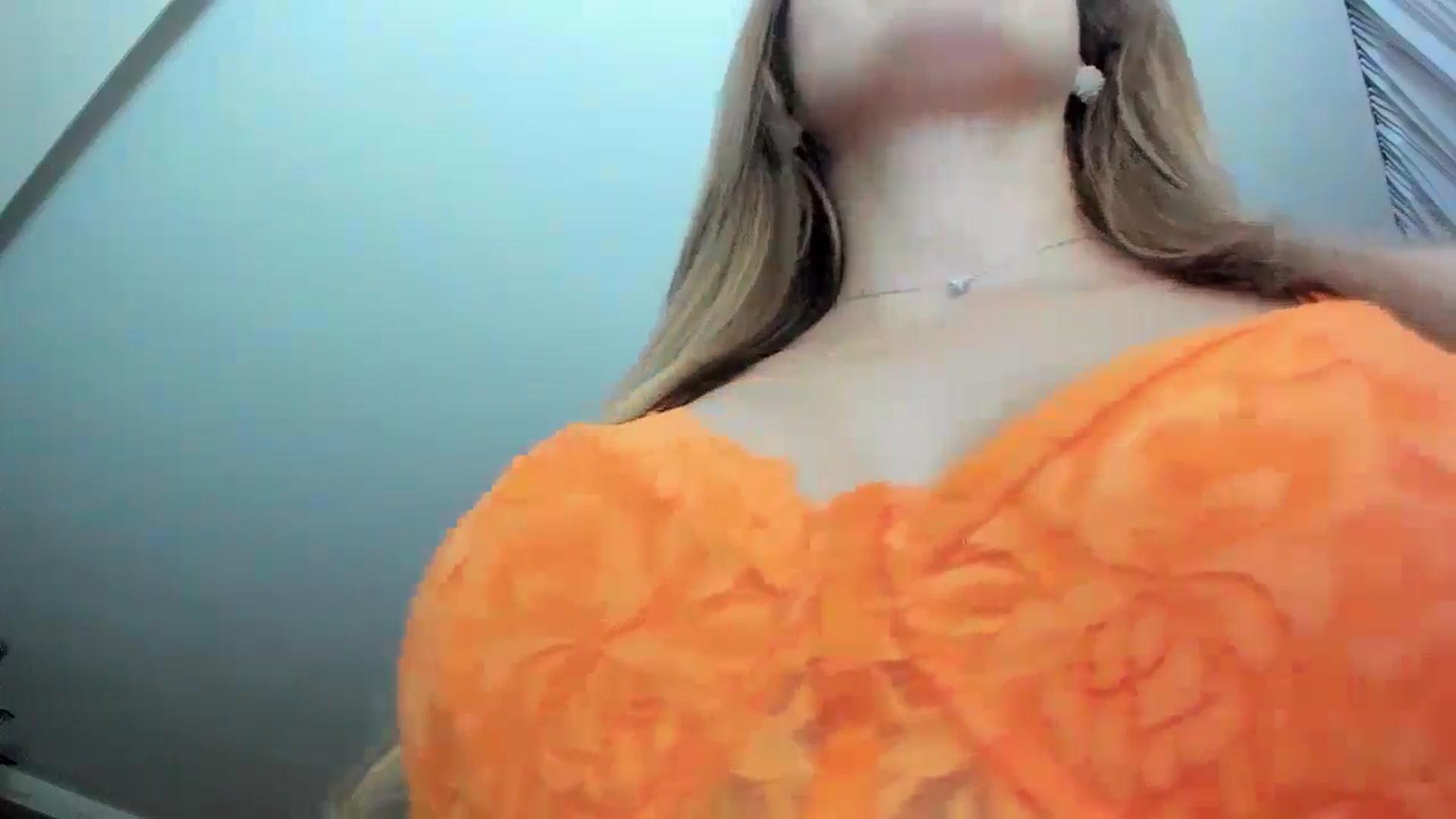 Gallery image thumbnail from SkySunFlower's myfreecams stream on, 06/16/2024, 17:29 image 11 of 20