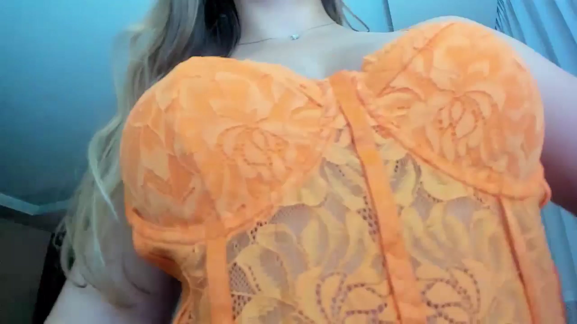 Gallery image thumbnail from SkySunFlower's myfreecams stream on, 06/16/2024, 17:29 image 10 of 20