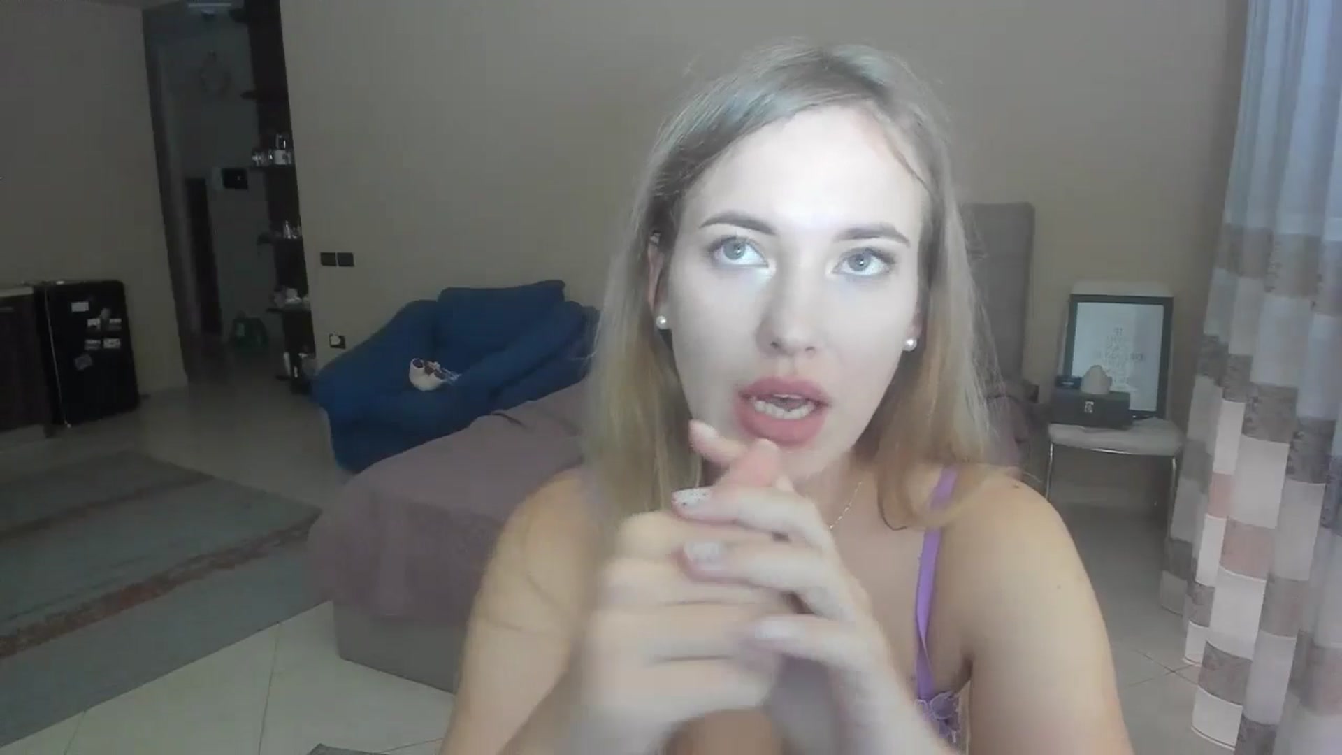 Gallery image thumbnail from SkySunFlower's myfreecams stream on, 07/15/2024, 17:58 image 4 of 20