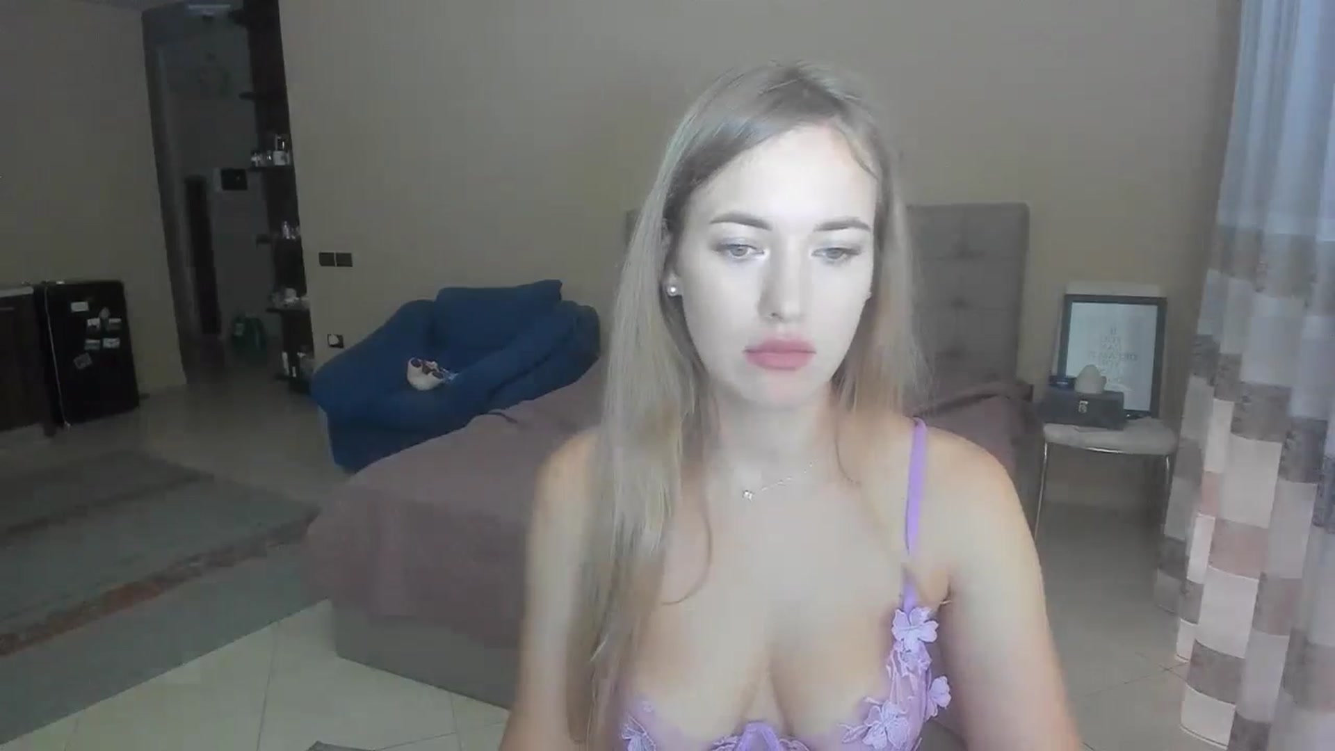 Gallery image thumbnail from SkySunFlower's myfreecams stream on, 07/15/2024, 17:58 image 6 of 20