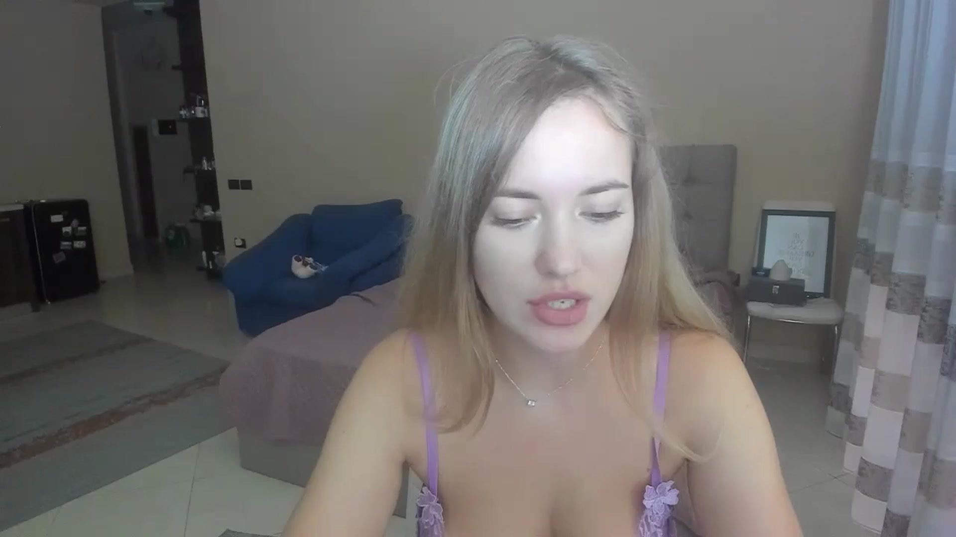 Gallery image thumbnail from SkySunFlower's myfreecams stream on, 07/15/2024, 17:58 image 16 of 20