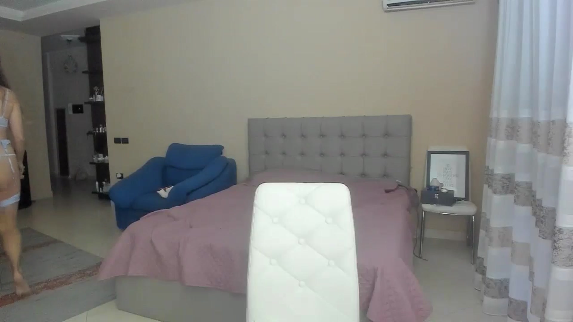 Gallery image thumbnail from SkySunFlower's myfreecams stream on, 07/17/2024, 18:10 image 20 of 20