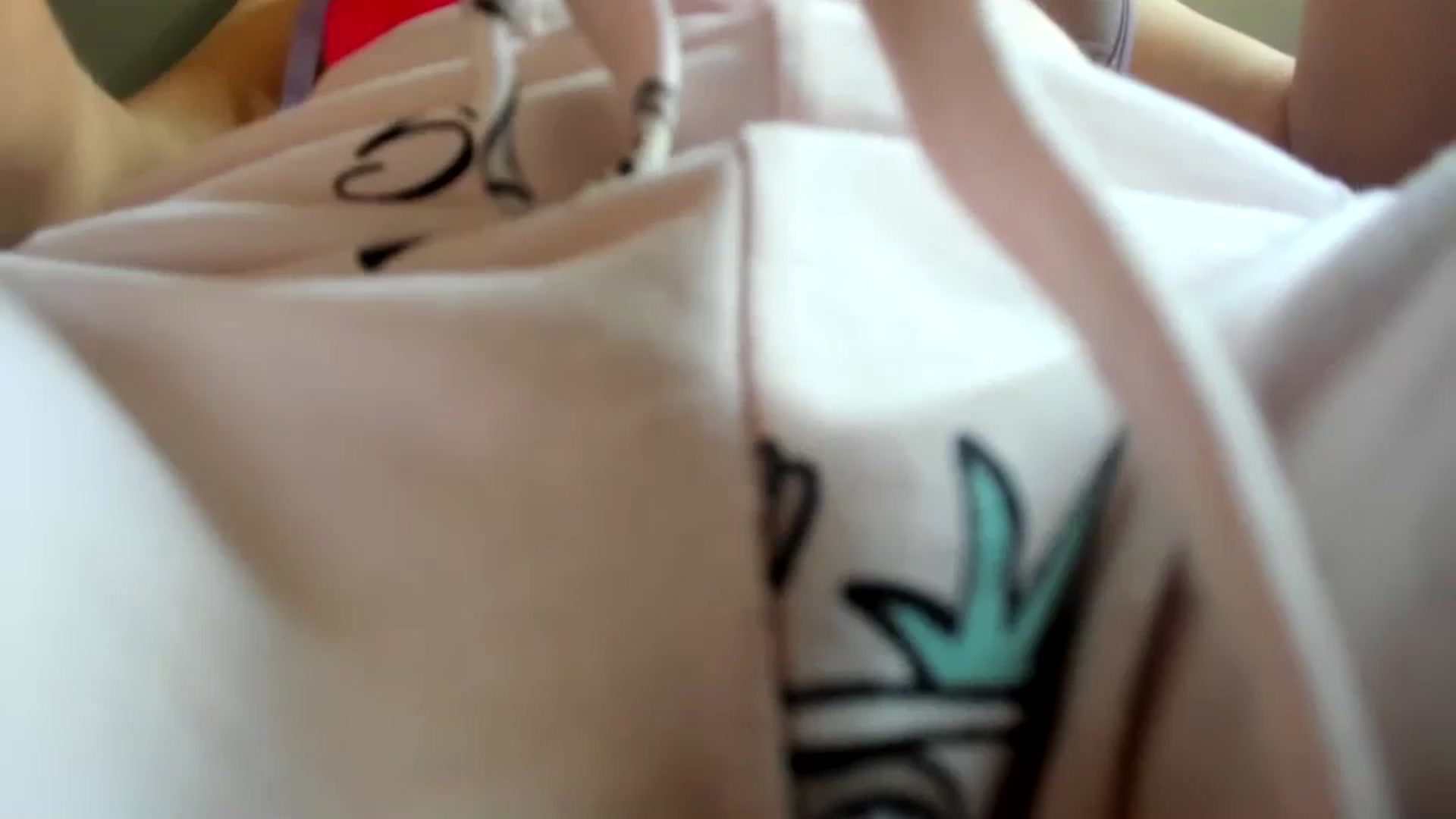 Gallery image thumbnail from SkySunFlower's myfreecams stream on, 08/28/2024, 13:13 image 10 of 20