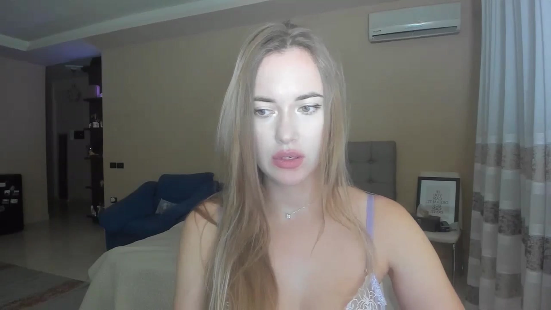 Gallery image thumbnail from SkySunFlower's myfreecams stream on, 09/01/2024, 16:51 image 20 of 20
