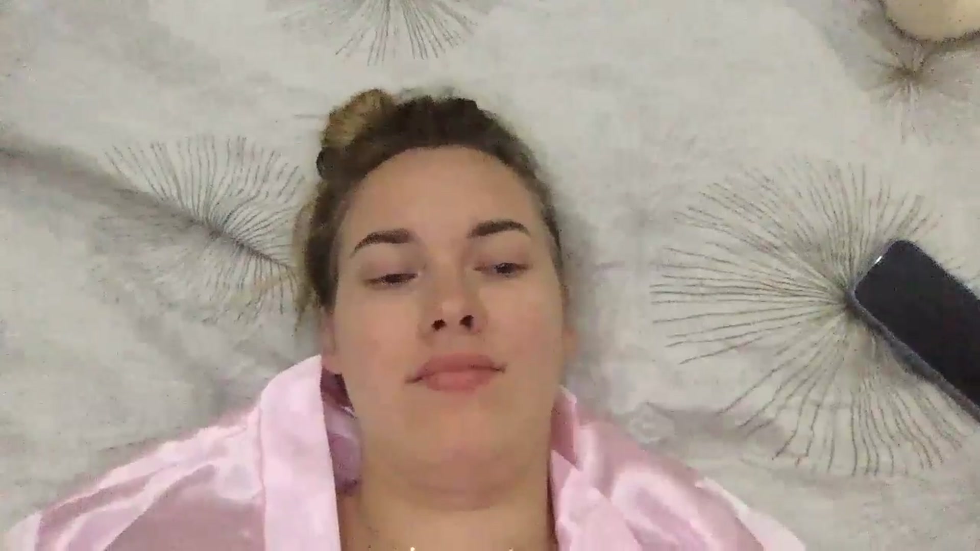 Gallery image thumbnail from SkySunFlower's myfreecams stream on, 09/19/2024, 18:29 image 12 of 20