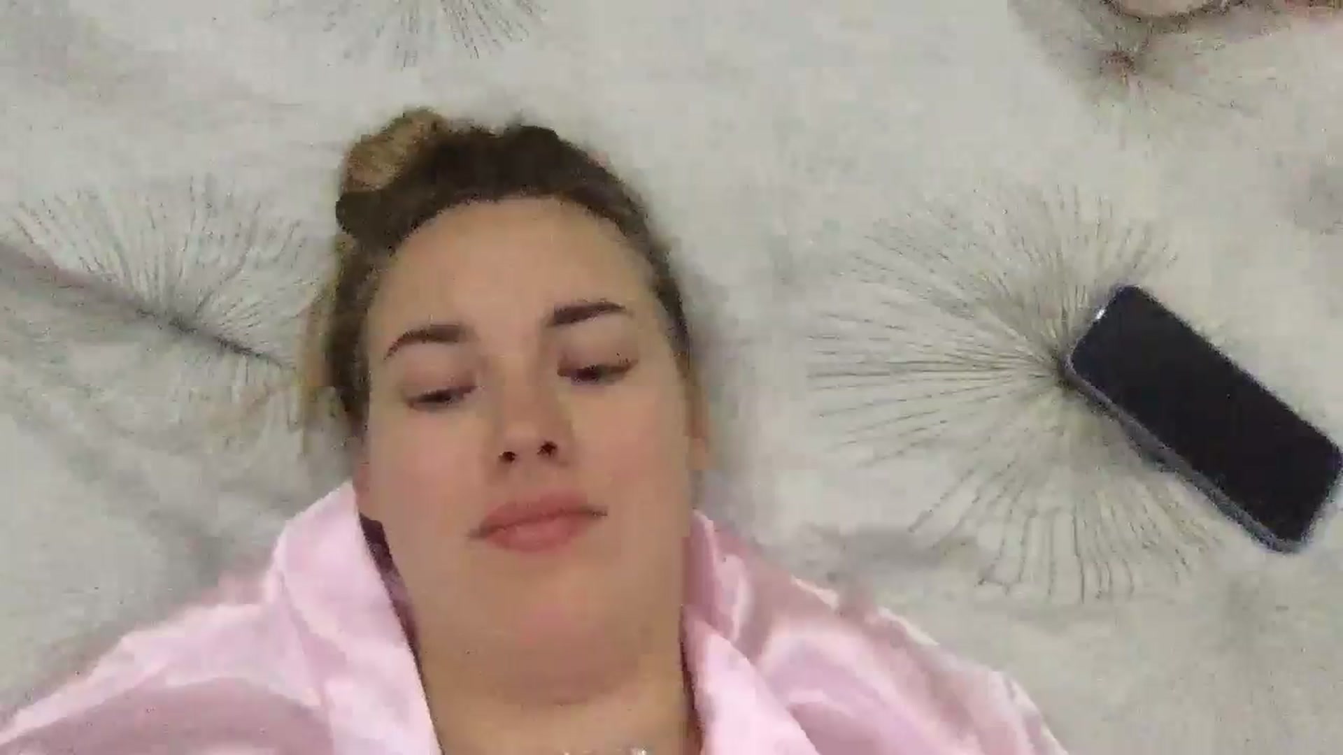 Gallery image thumbnail from SkySunFlower's myfreecams stream on, 09/19/2024, 18:29 image 13 of 20