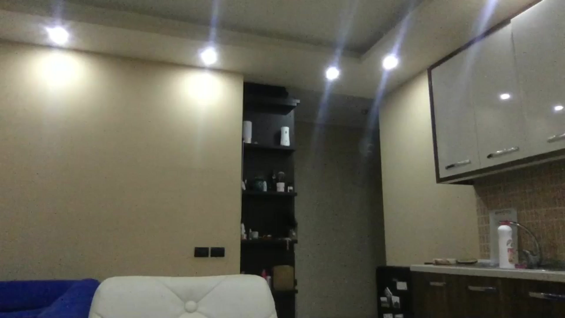 Gallery image thumbnail from SkySunFlower's myfreecams stream on, 09/19/2024, 19:59 image 1 of 20