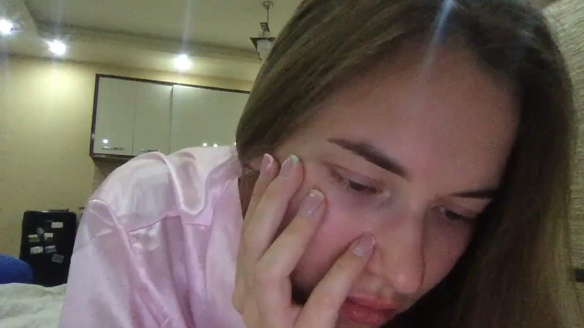 Gallery image thumbnail from SkySunFlower's myfreecams stream on, 09/19/2024, 19:59 image 14 of 20