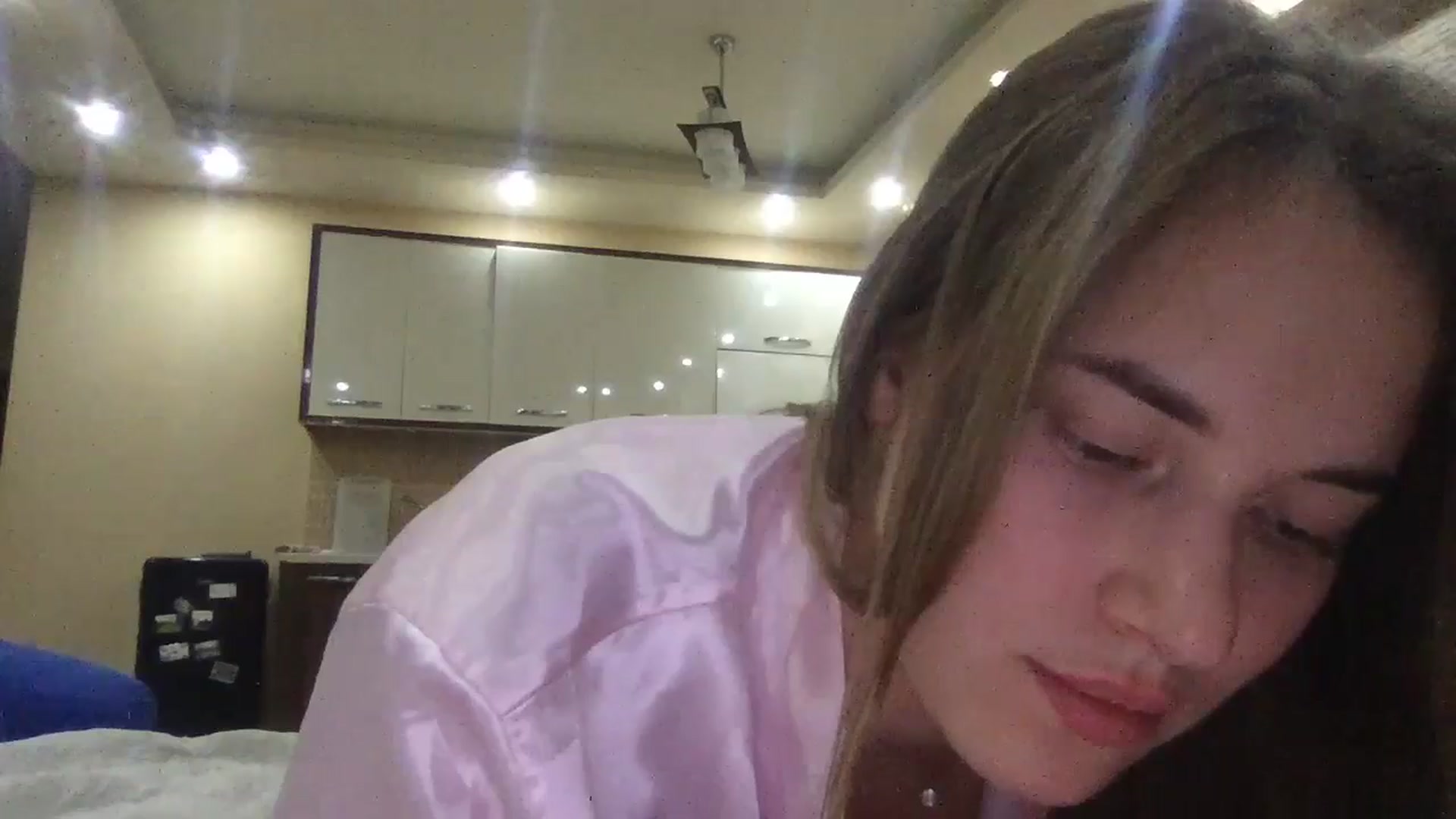 Gallery image thumbnail from SkySunFlower's myfreecams stream on, 09/19/2024, 19:59 image 16 of 20