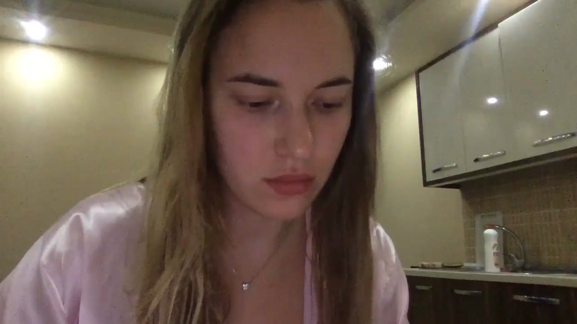 Gallery image thumbnail from SkySunFlower's myfreecams stream on, 09/19/2024, 19:59 image 6 of 20