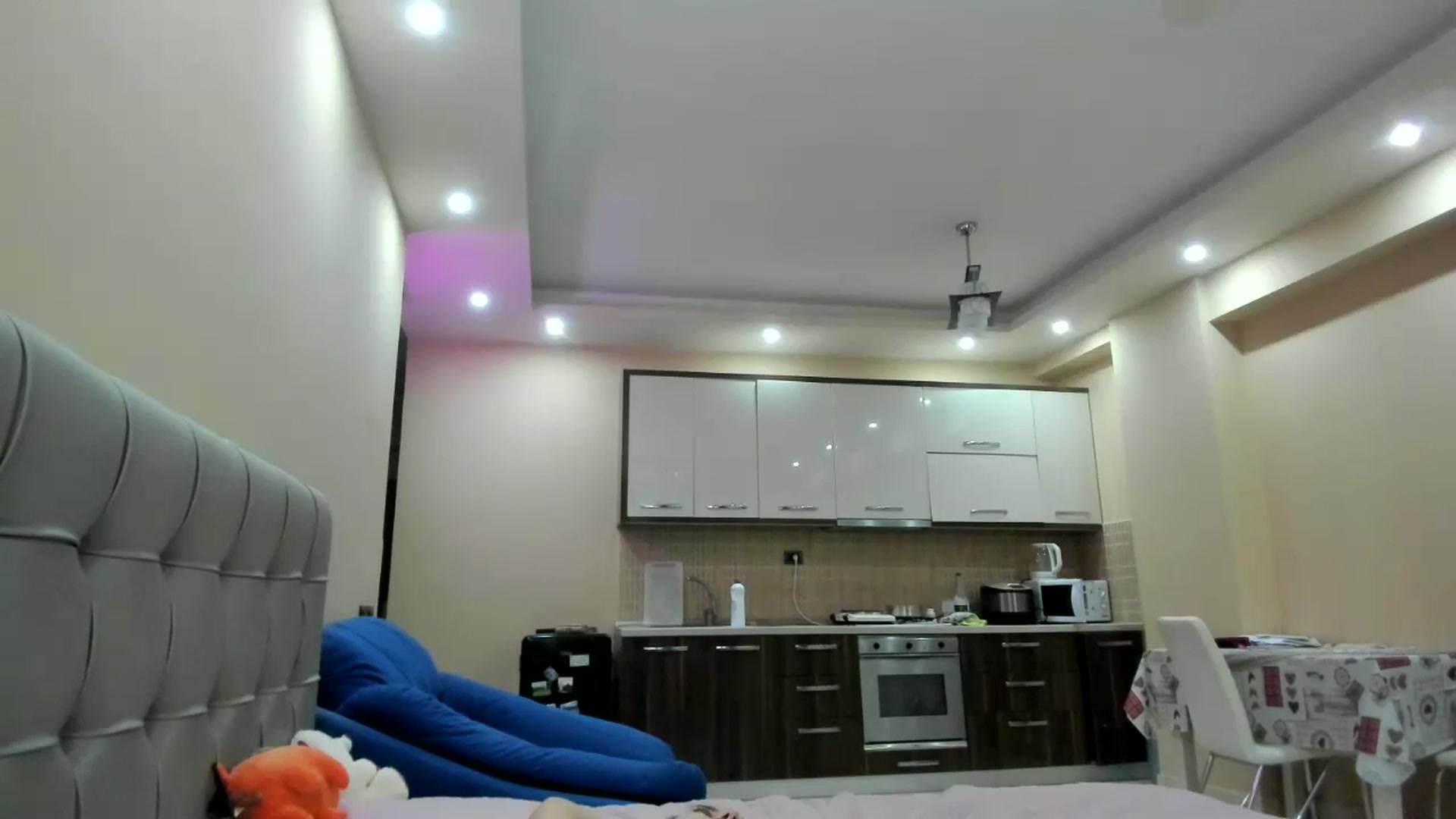 Gallery image thumbnail from SkySunFlower's myfreecams stream on, 10/06/2024, 01:51 image 5 of 20