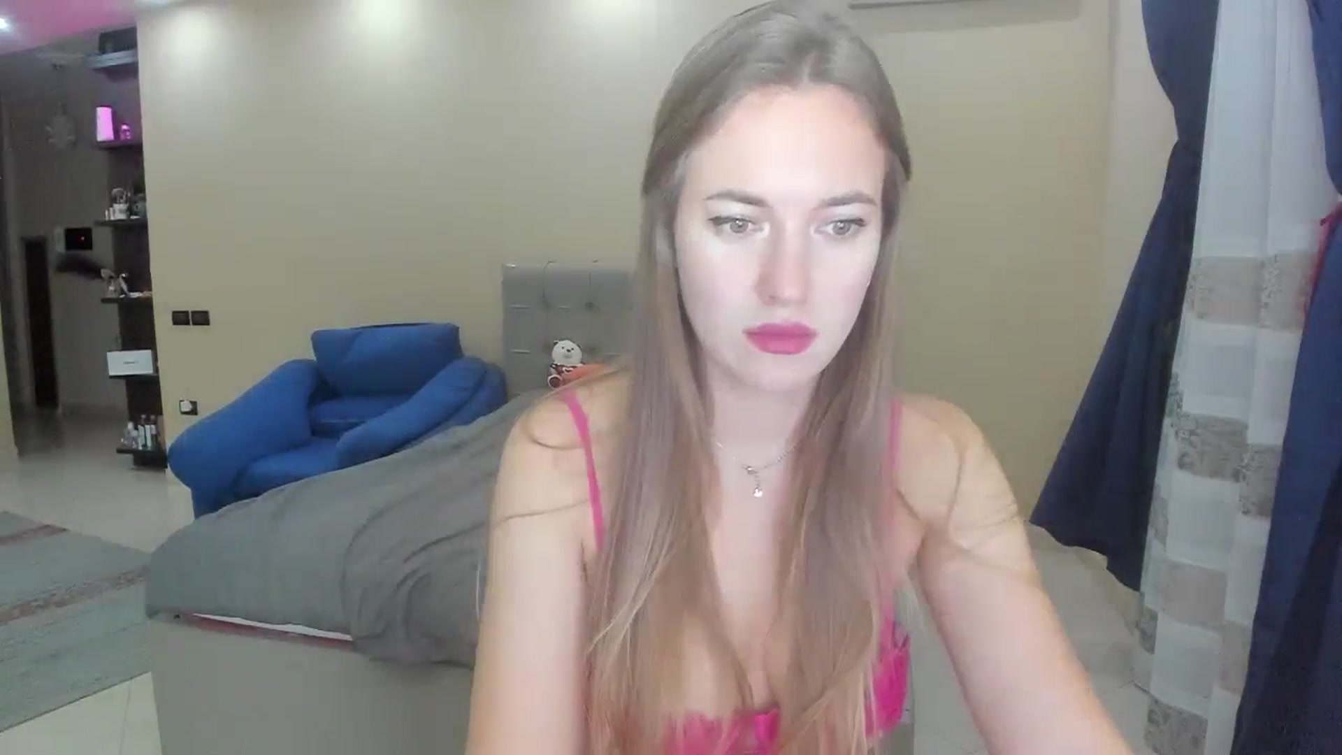 Gallery image thumbnail from SkySunFlower's myfreecams stream on, 10/26/2024, 19:14 image 6 of 20