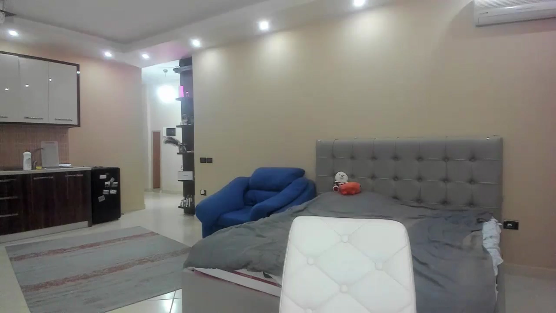 Gallery image thumbnail from SkySunFlower's myfreecams stream on, 10/27/2024, 24:30 image 16 of 20