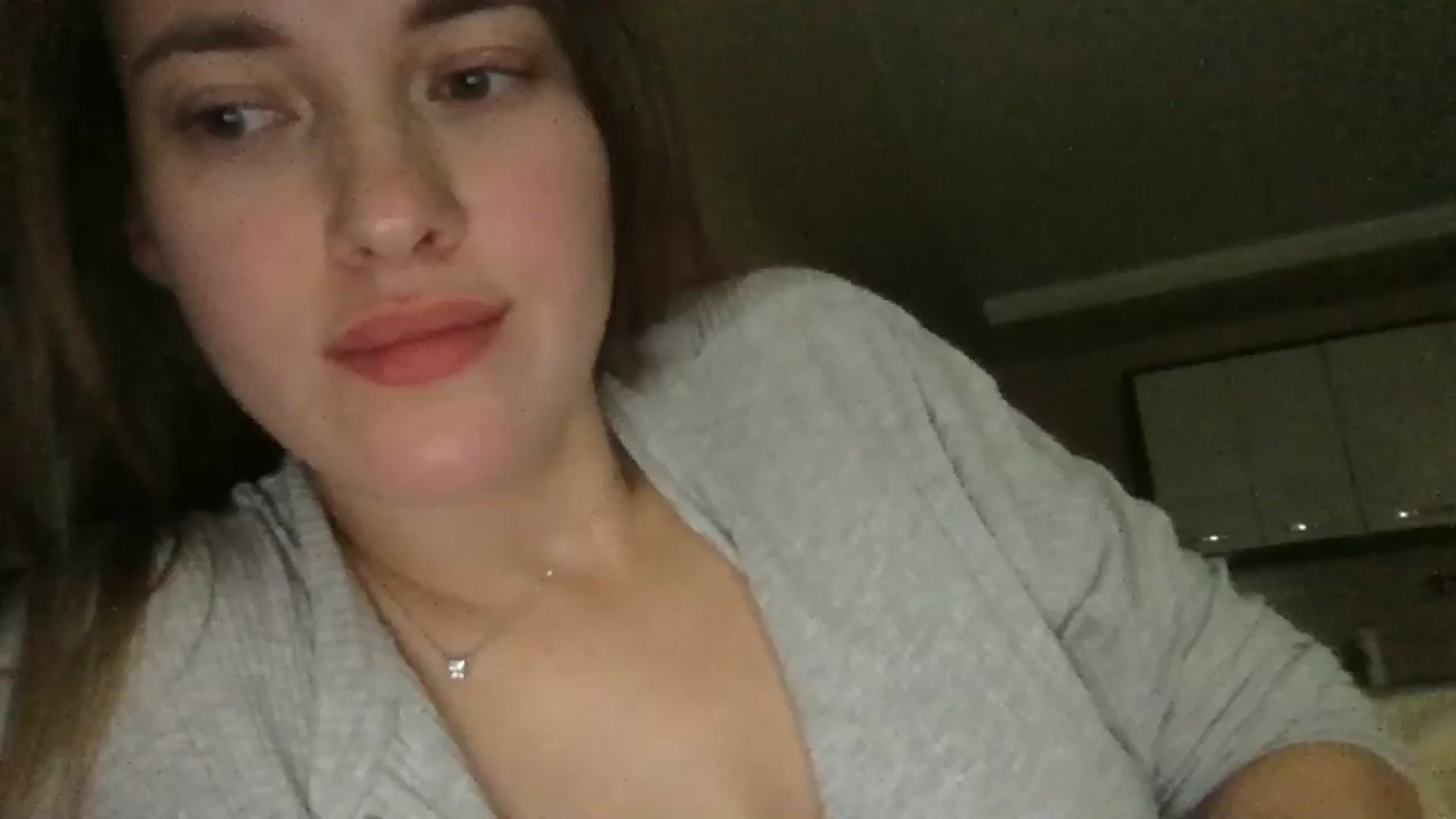 Gallery image thumbnail from SkySunFlower's myfreecams stream on, 11/24/2024, 11:00 image 1 of 20