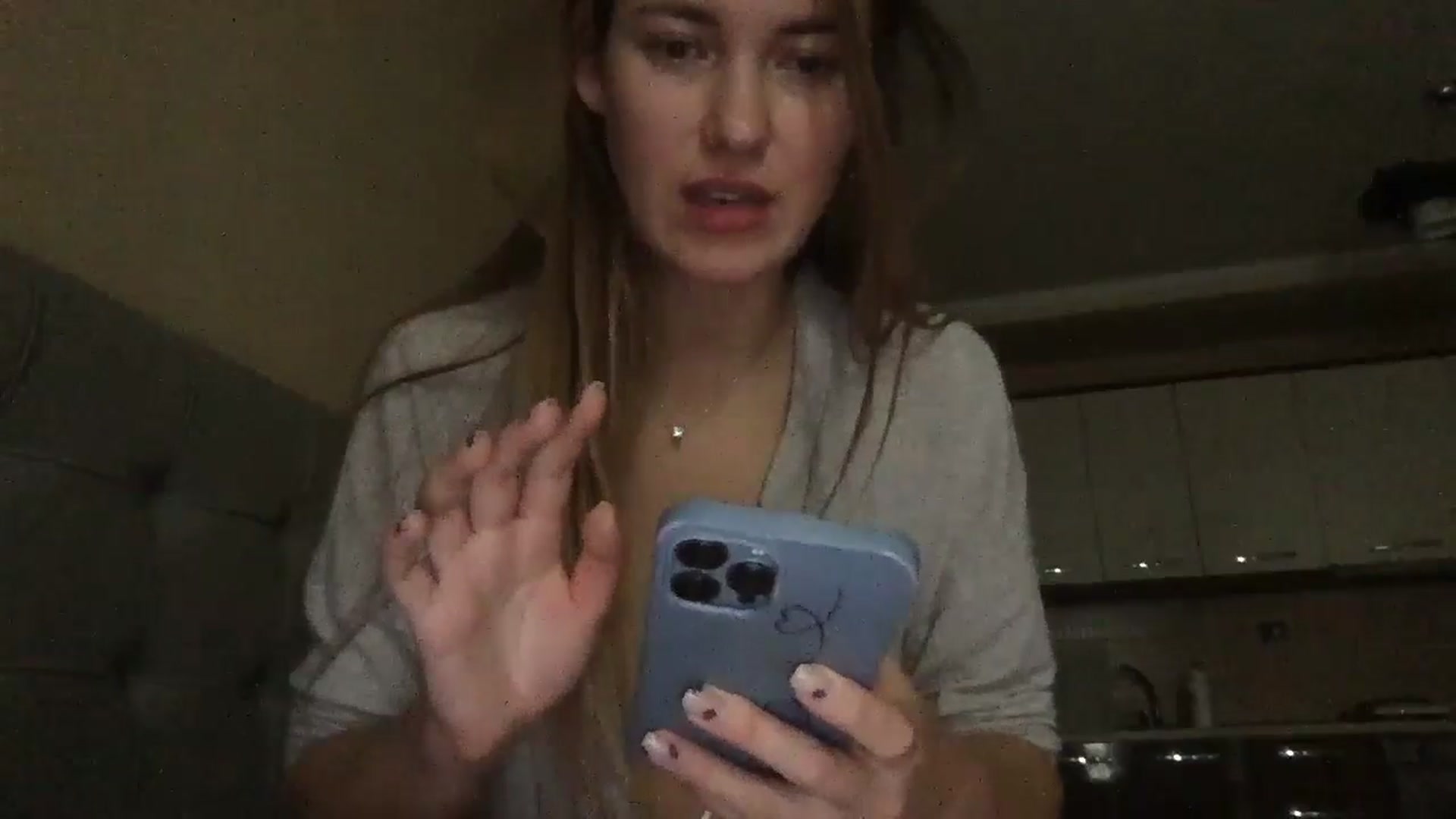 Gallery image thumbnail from SkySunFlower's myfreecams stream on, 11/24/2024, 11:00 image 11 of 20