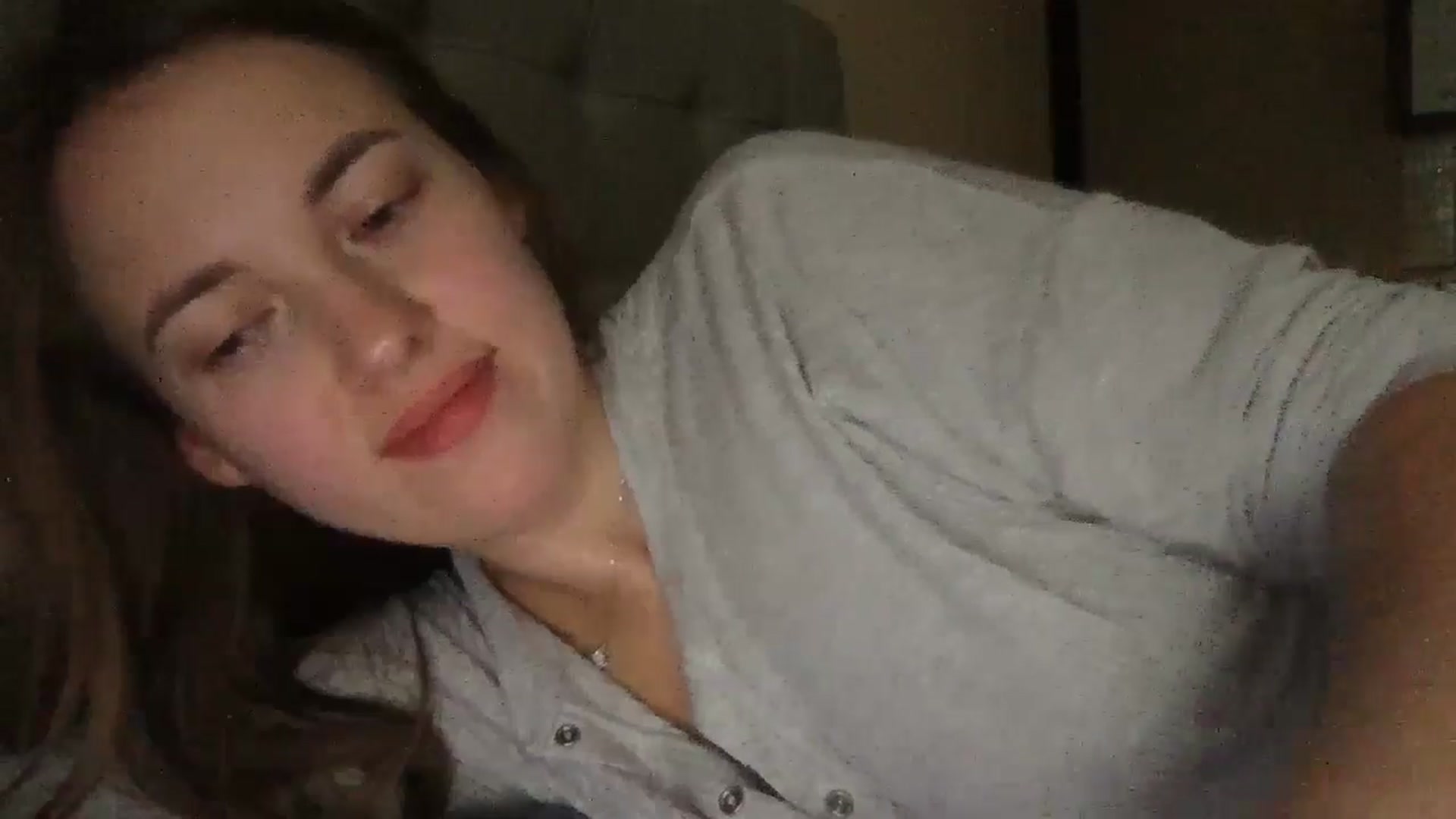 Gallery image thumbnail from SkySunFlower's myfreecams stream on, 11/24/2024, 11:00 image 5 of 20