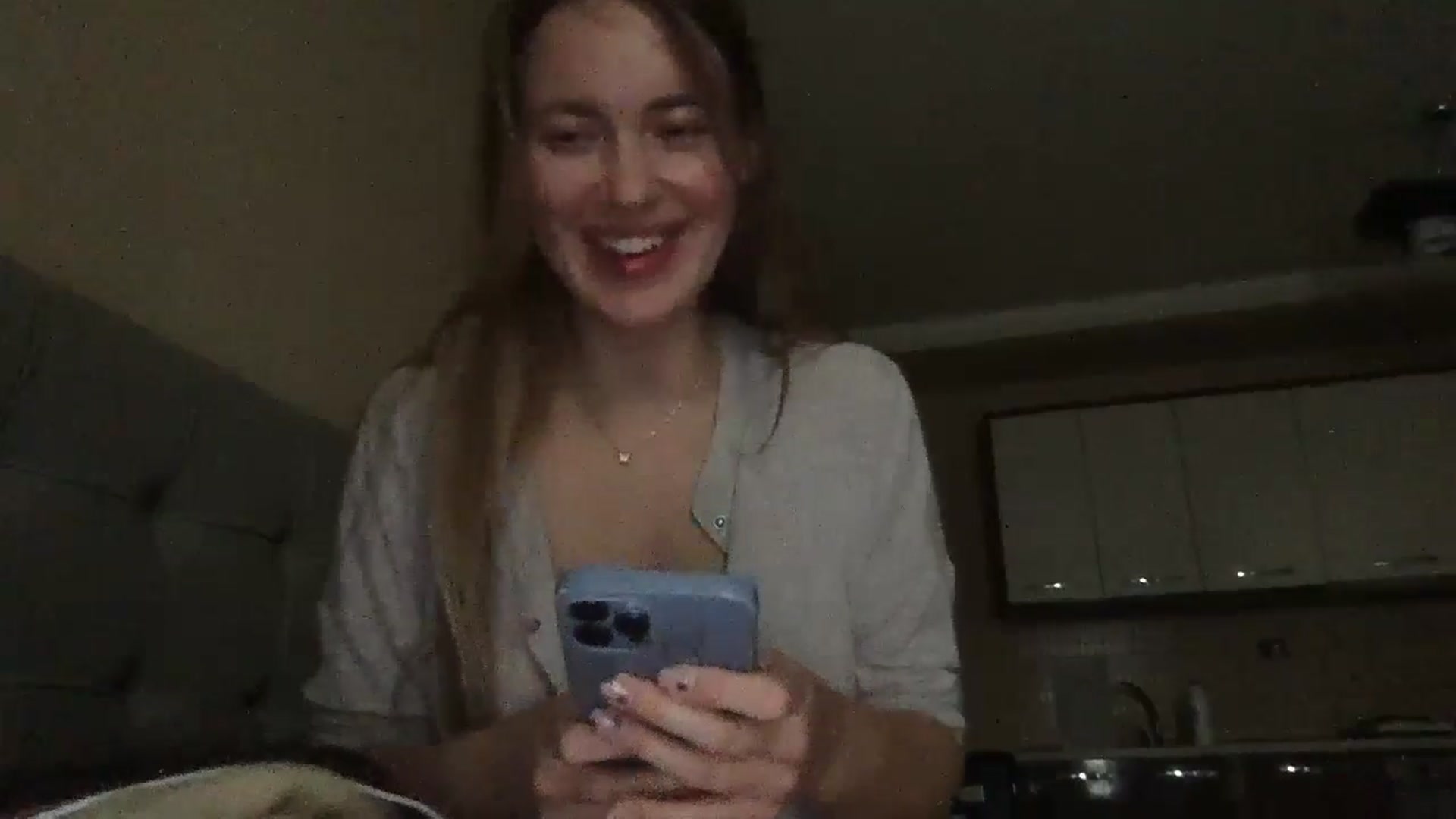Gallery image thumbnail from SkySunFlower's myfreecams stream on, 11/24/2024, 11:00 image 10 of 20