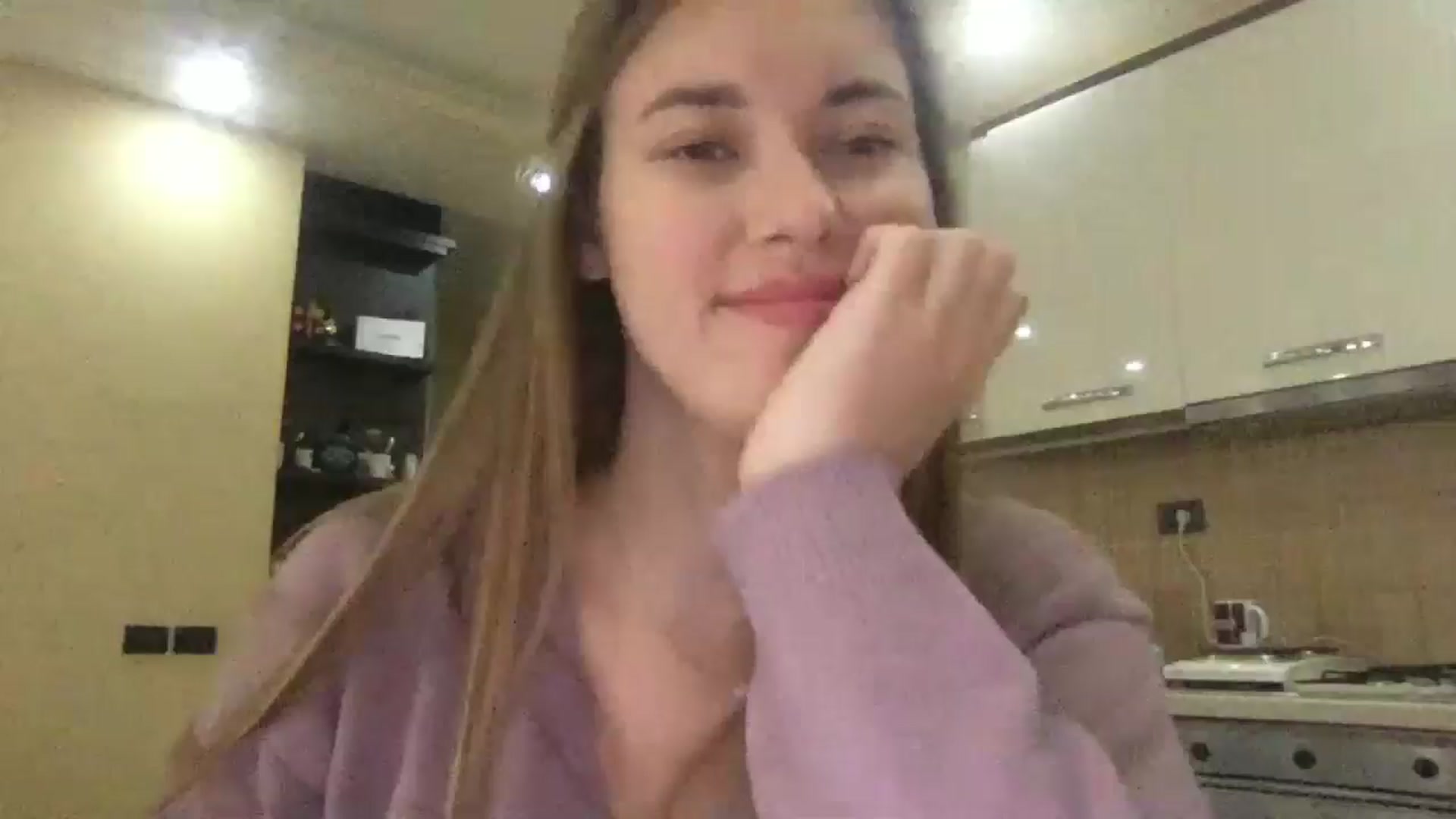Gallery image thumbnail from SkySunFlower's myfreecams stream on, 11/27/2024, 11:17 image 1 of 20