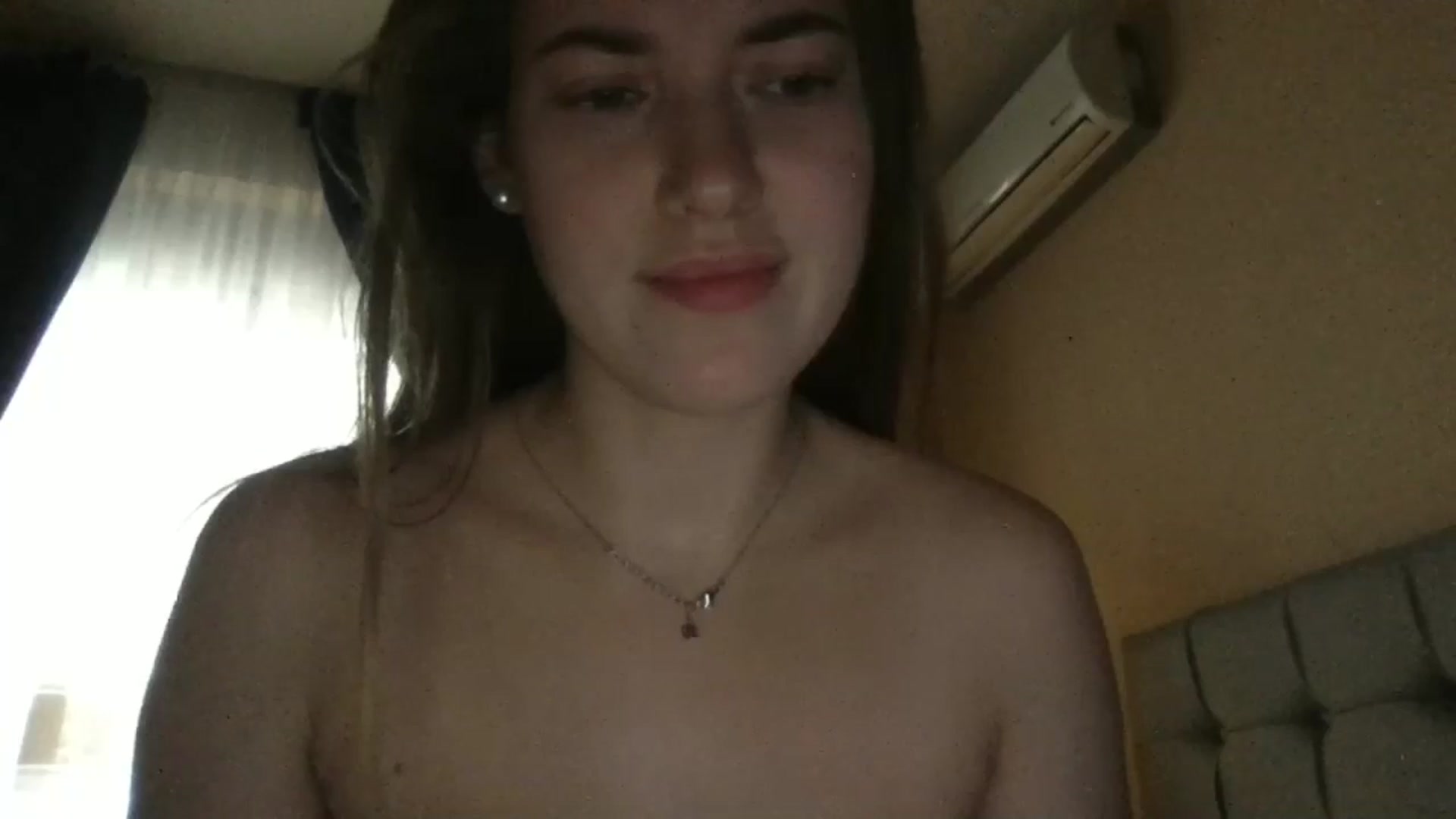 Gallery image thumbnail from SkySunFlower's myfreecams stream on, 11/29/2024, 08:36 image 20 of 20